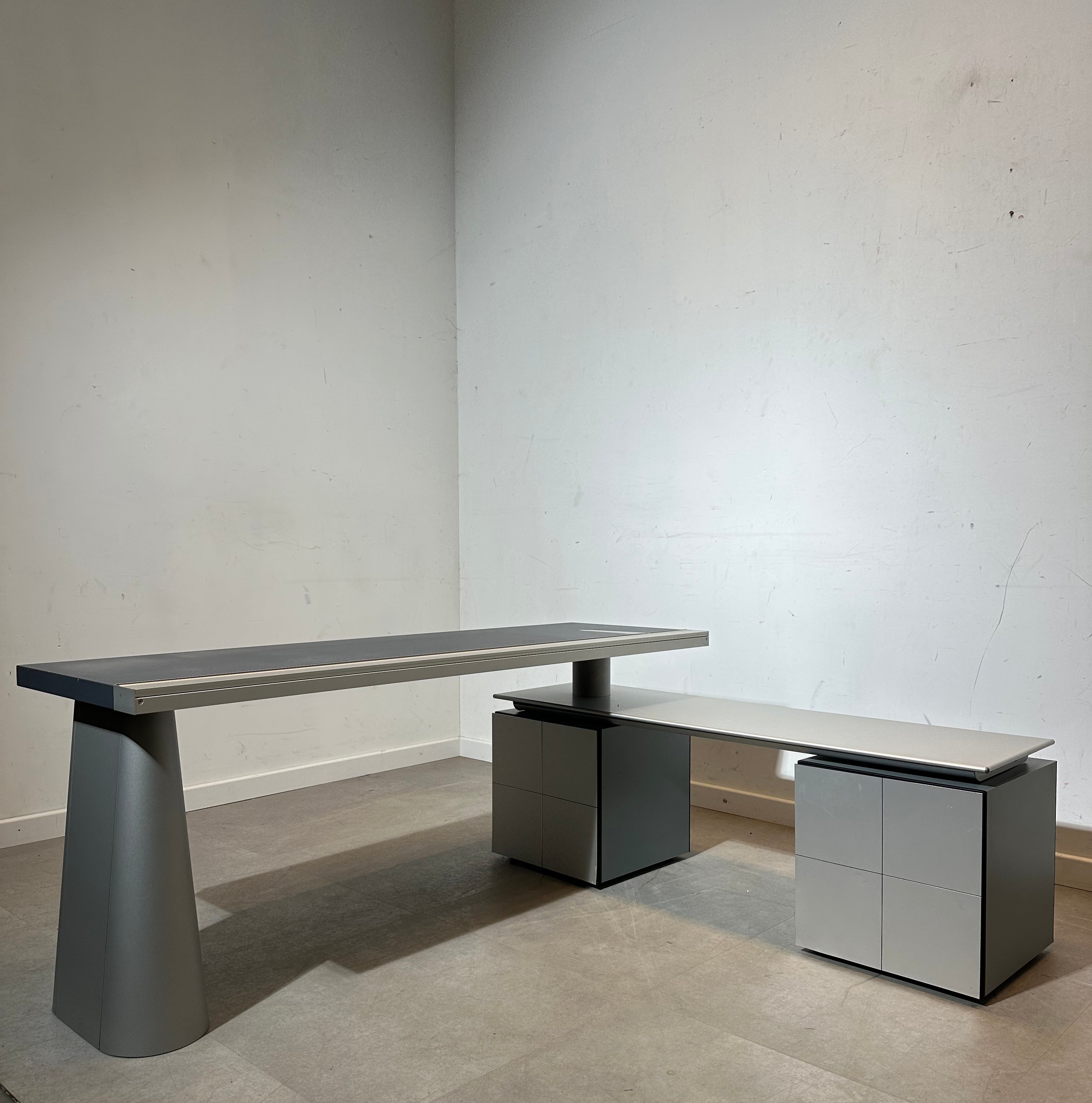 Console multimédia modulaire Bang &amp; Olufsen F1000