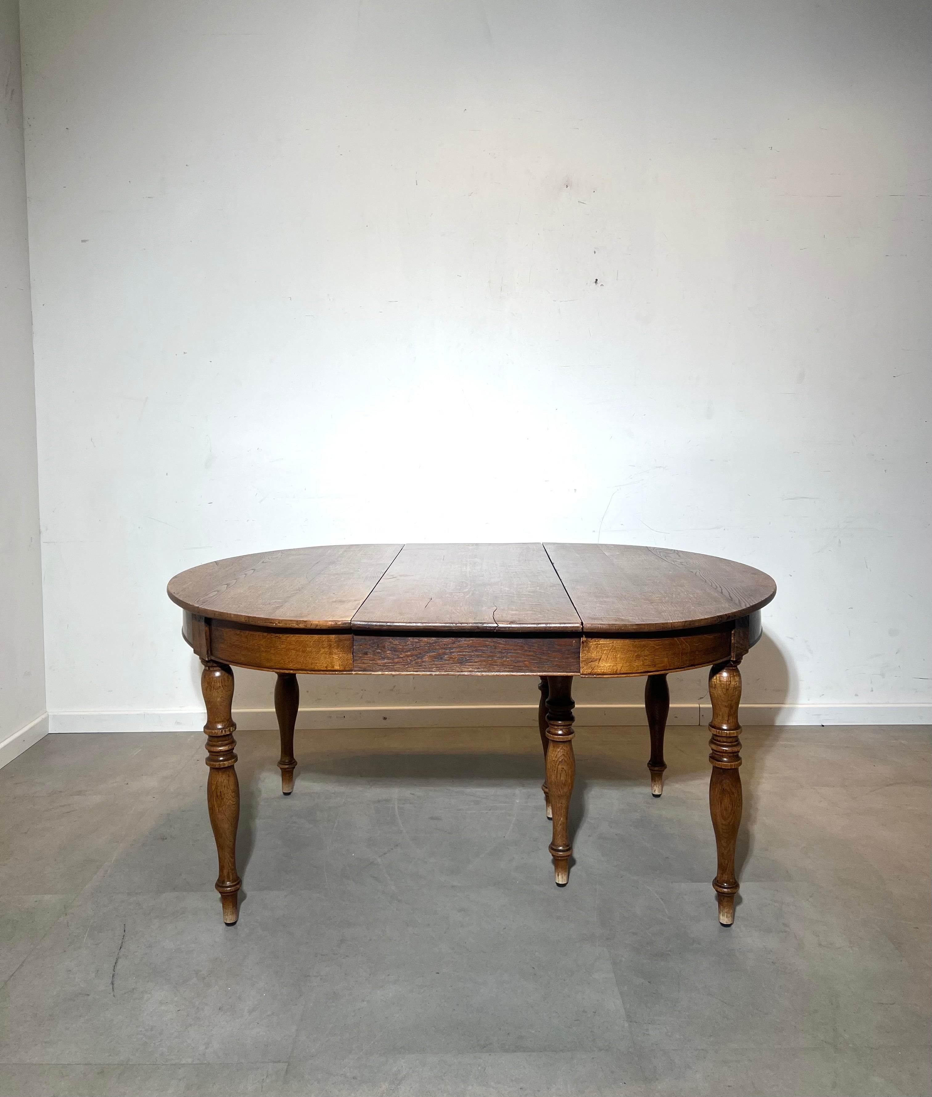 Antique Solid Oak Extending Dining Table – 375 cm
