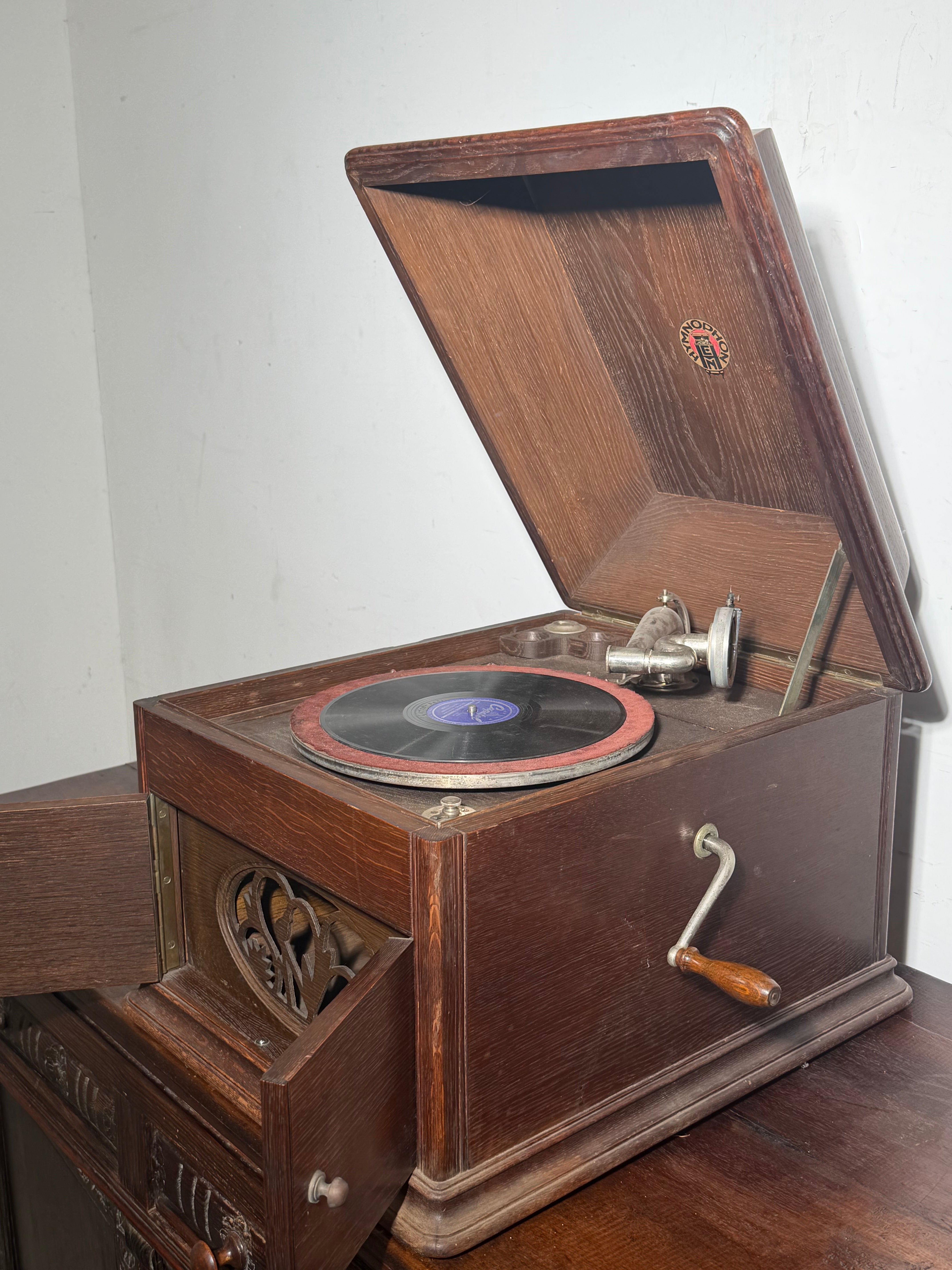 Hymnophon Antique Gramophone in Oak Case – Early 20th Century
