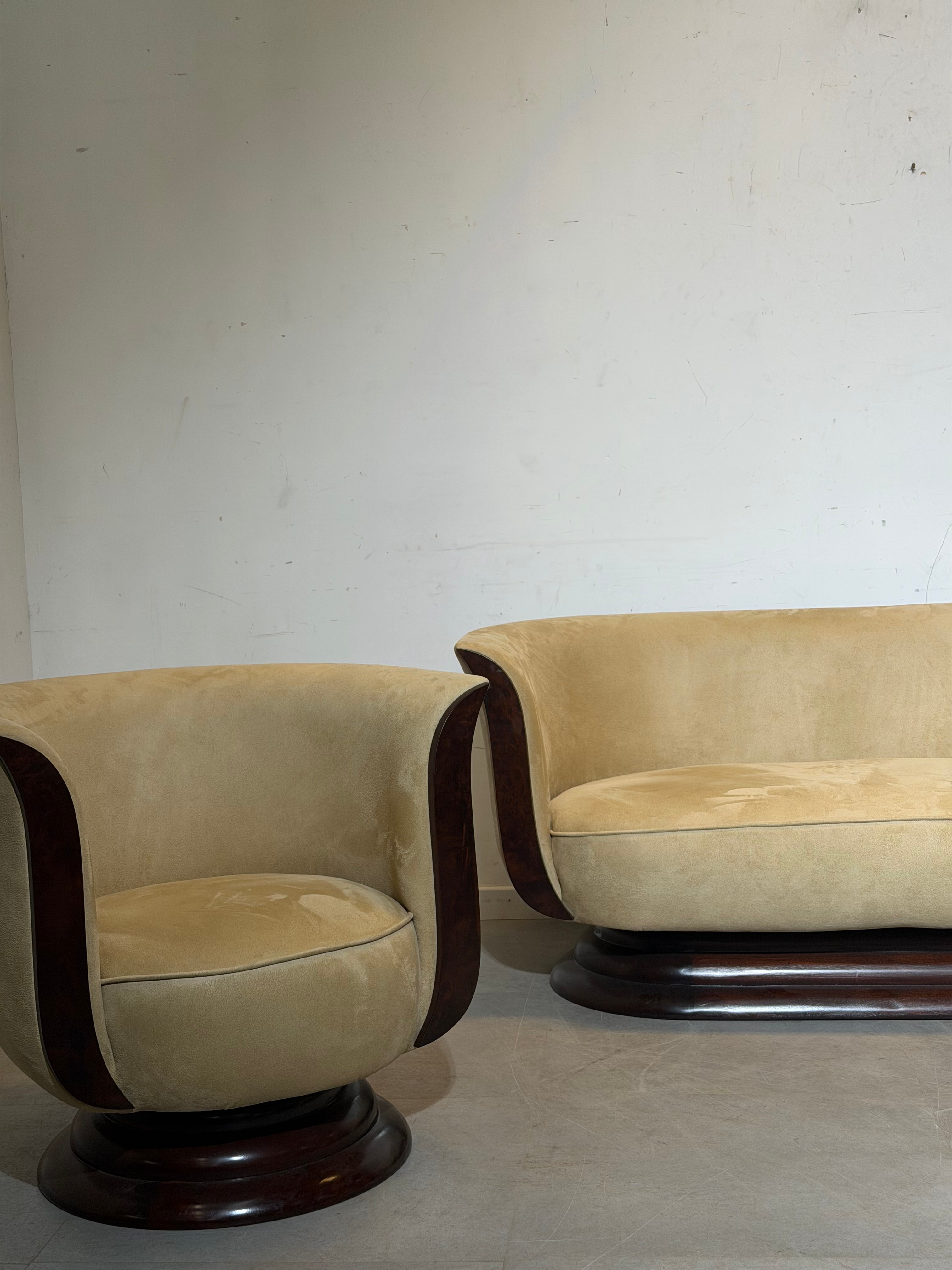 Art Deco Tulip Sofa Set – 2 Club Chairs & Two-Seater – Hotel Le Malandre