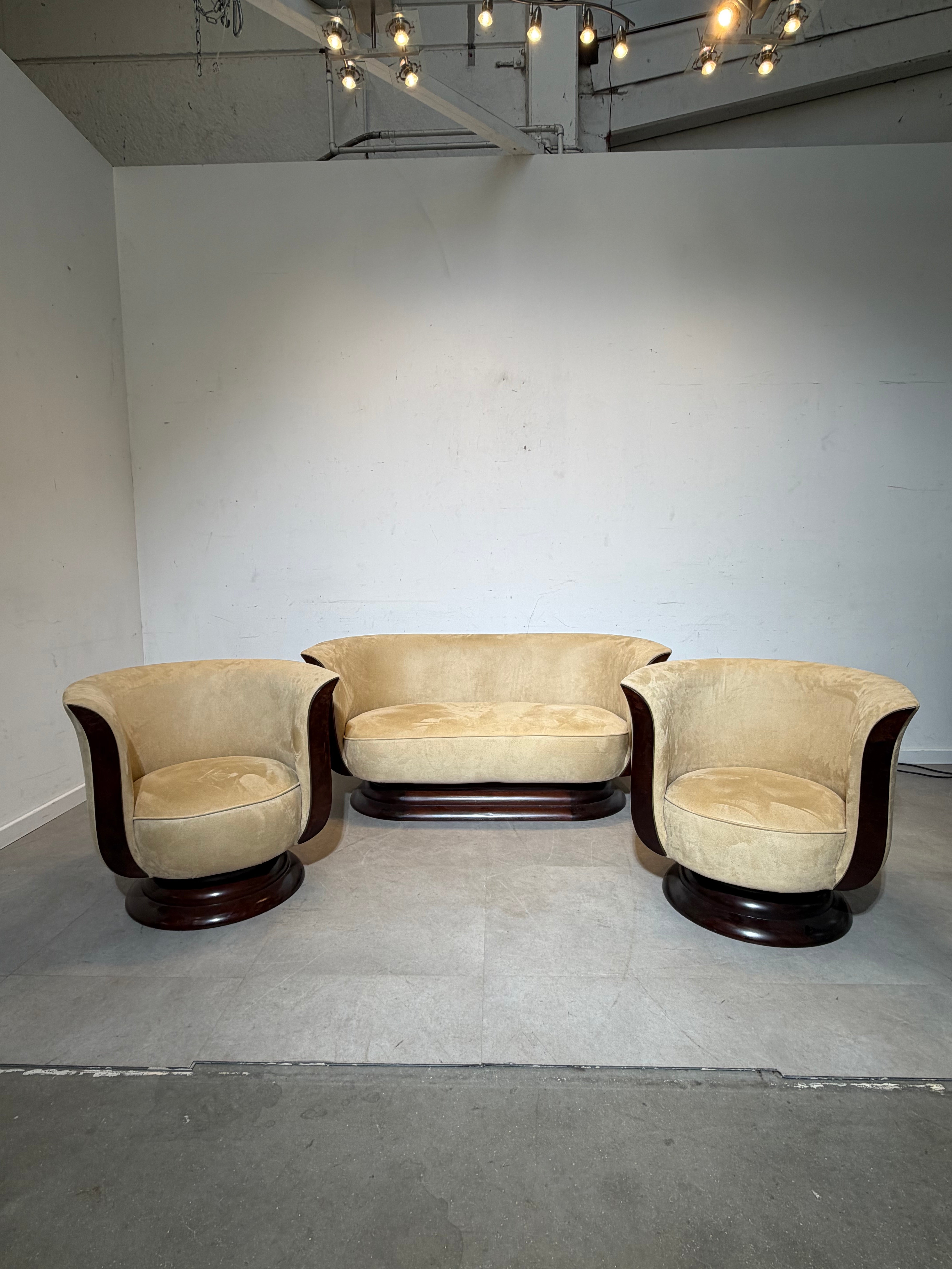 Art Deco Tulip Sofa Set – 2 Club Chairs & Two-Seater – Hotel Le Malandre