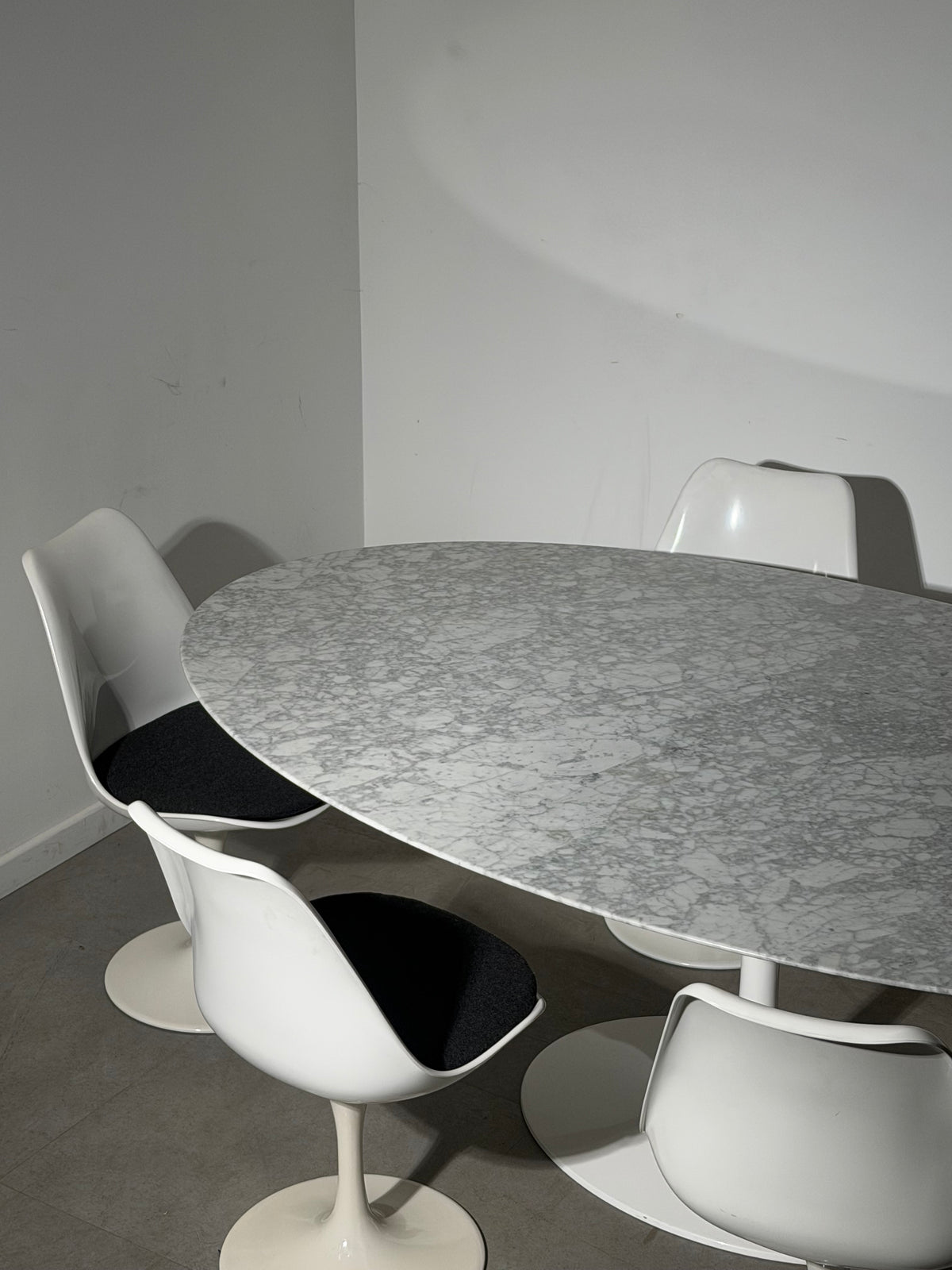 Rudi Bonzanini Tulip Dining Set – Oval Table & 6 Swivel Chairs, Italy, 1960s/70s