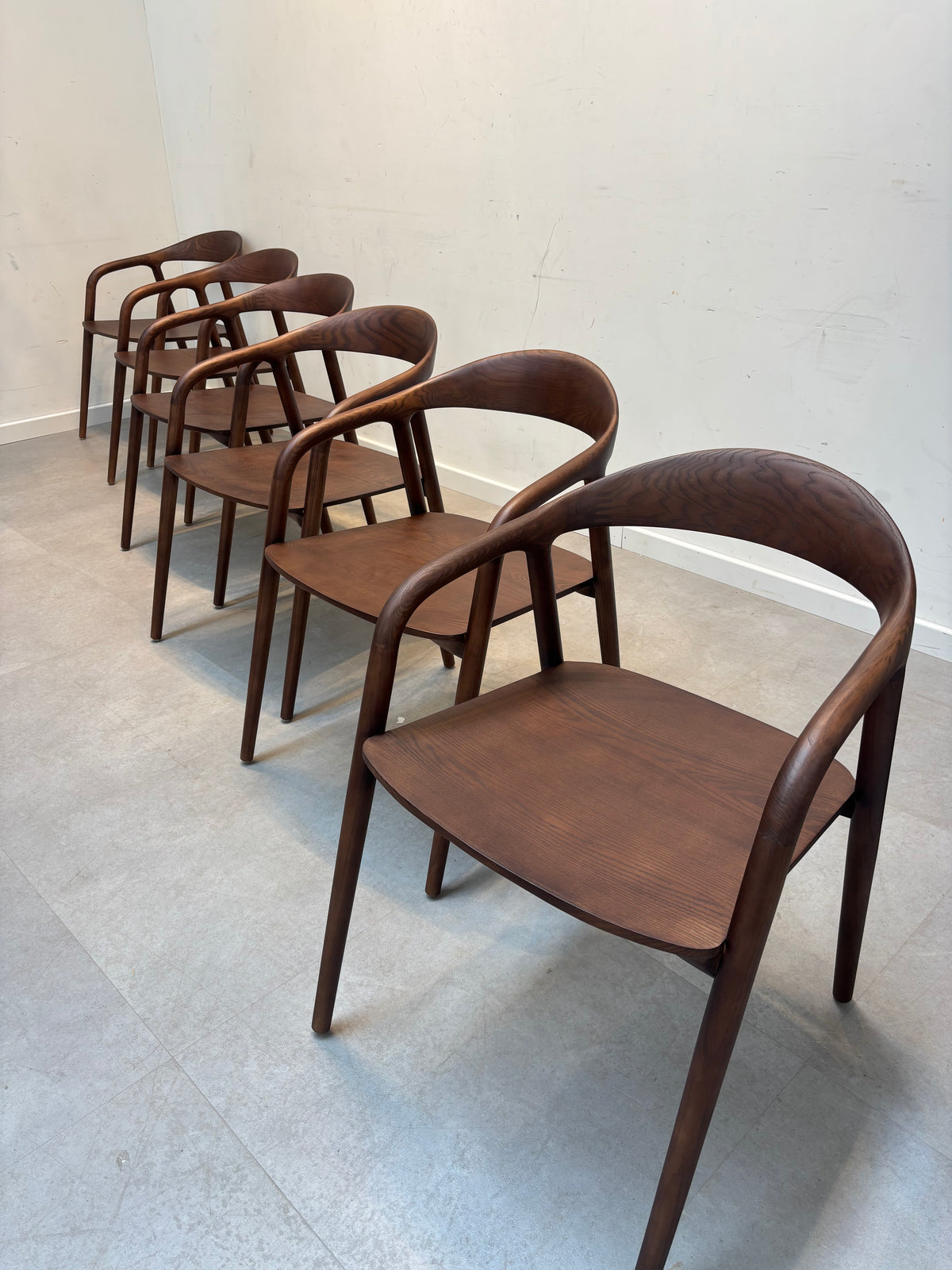 Chair Look Like R R-Chair in Walnut — *Pre-Order (Limited Stock!) – Troc Leuven