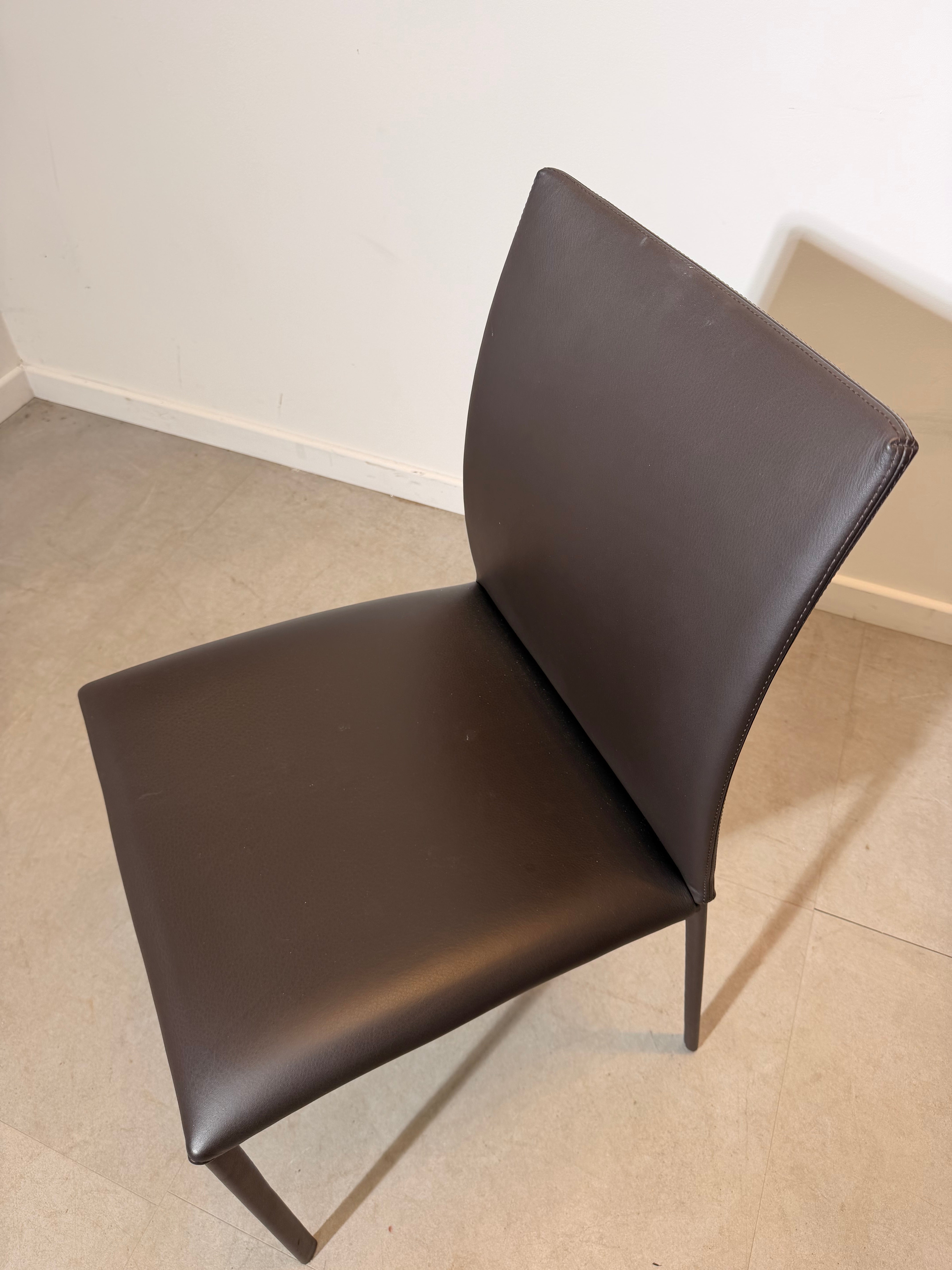 Draenert Set of 6 Leather Dining Chairs