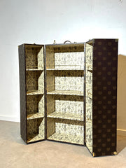 Hendrick’s Gin bar suitcase cabinet