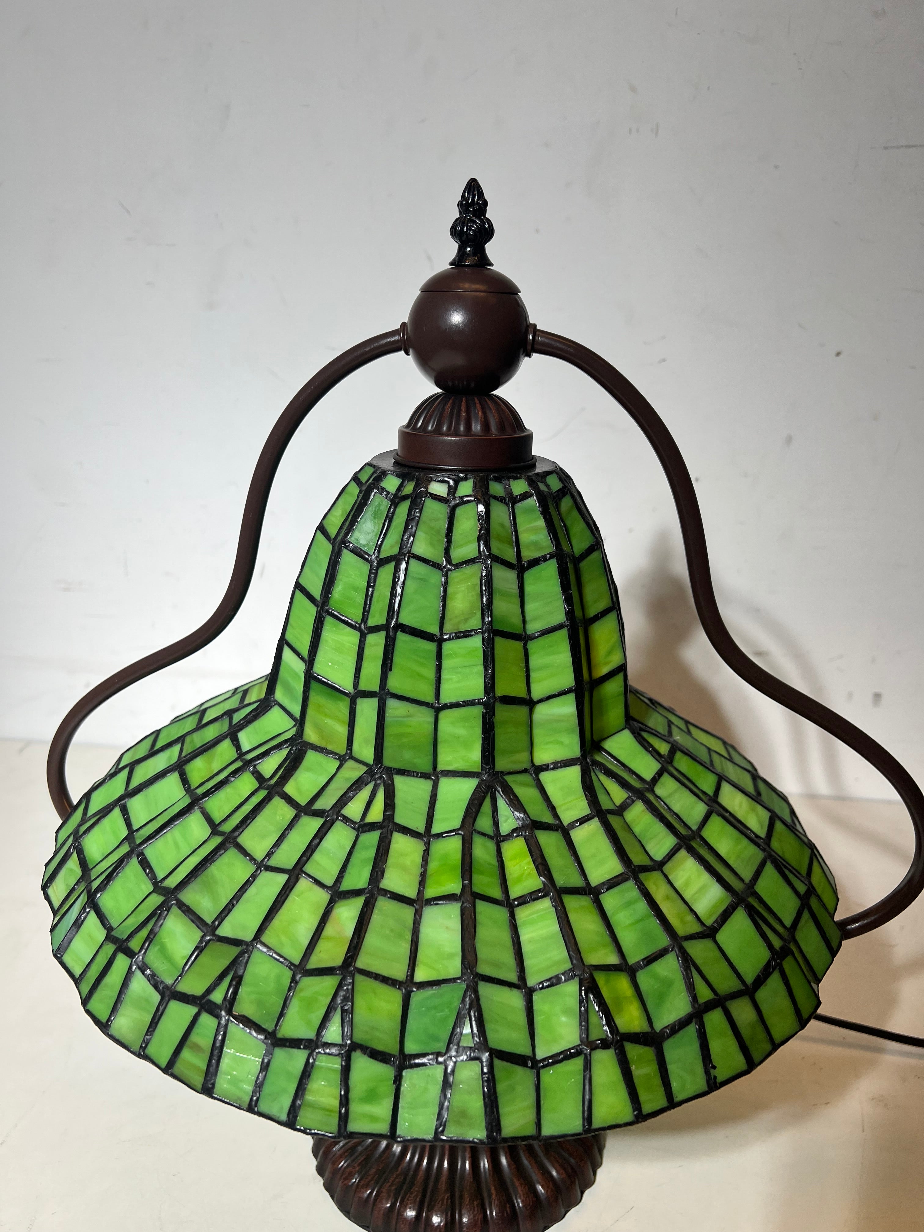 Tiffany Style Table Lamp – Green Stained Glass