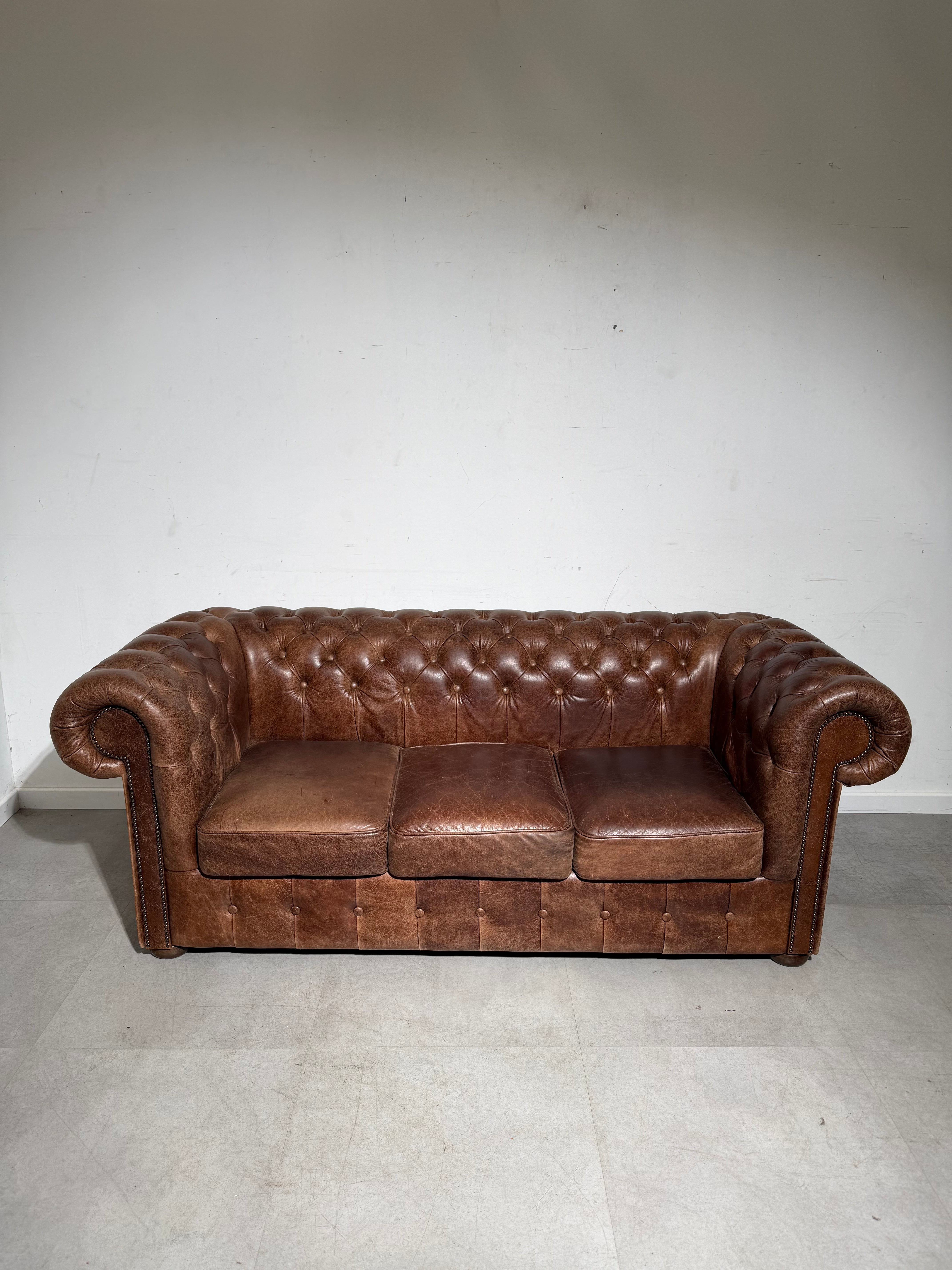 Vintage Chesterfield 3-Seater in Cognac Leather