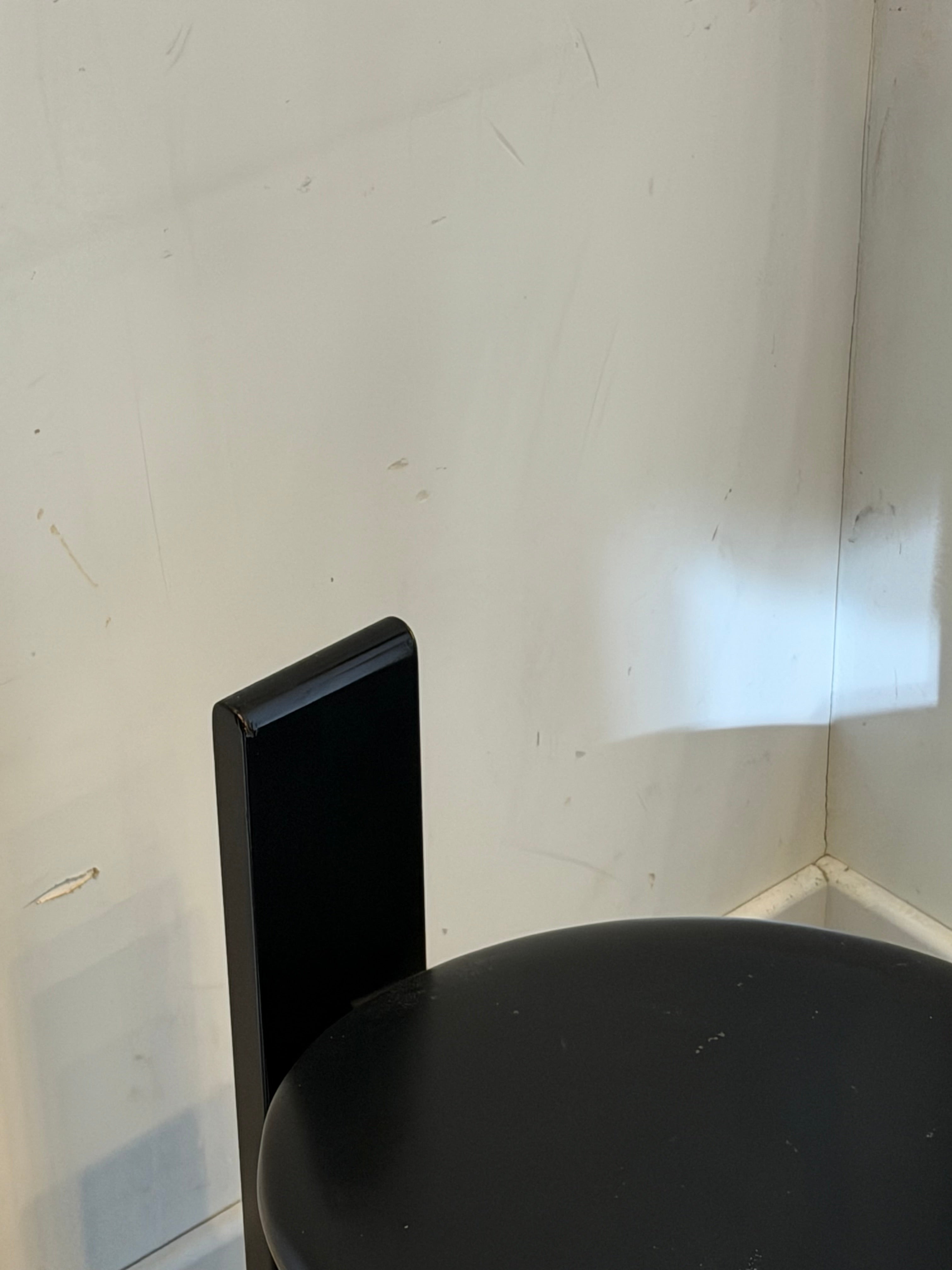 Chaises de design italien à dossier haut – Lot de six (non marquées)