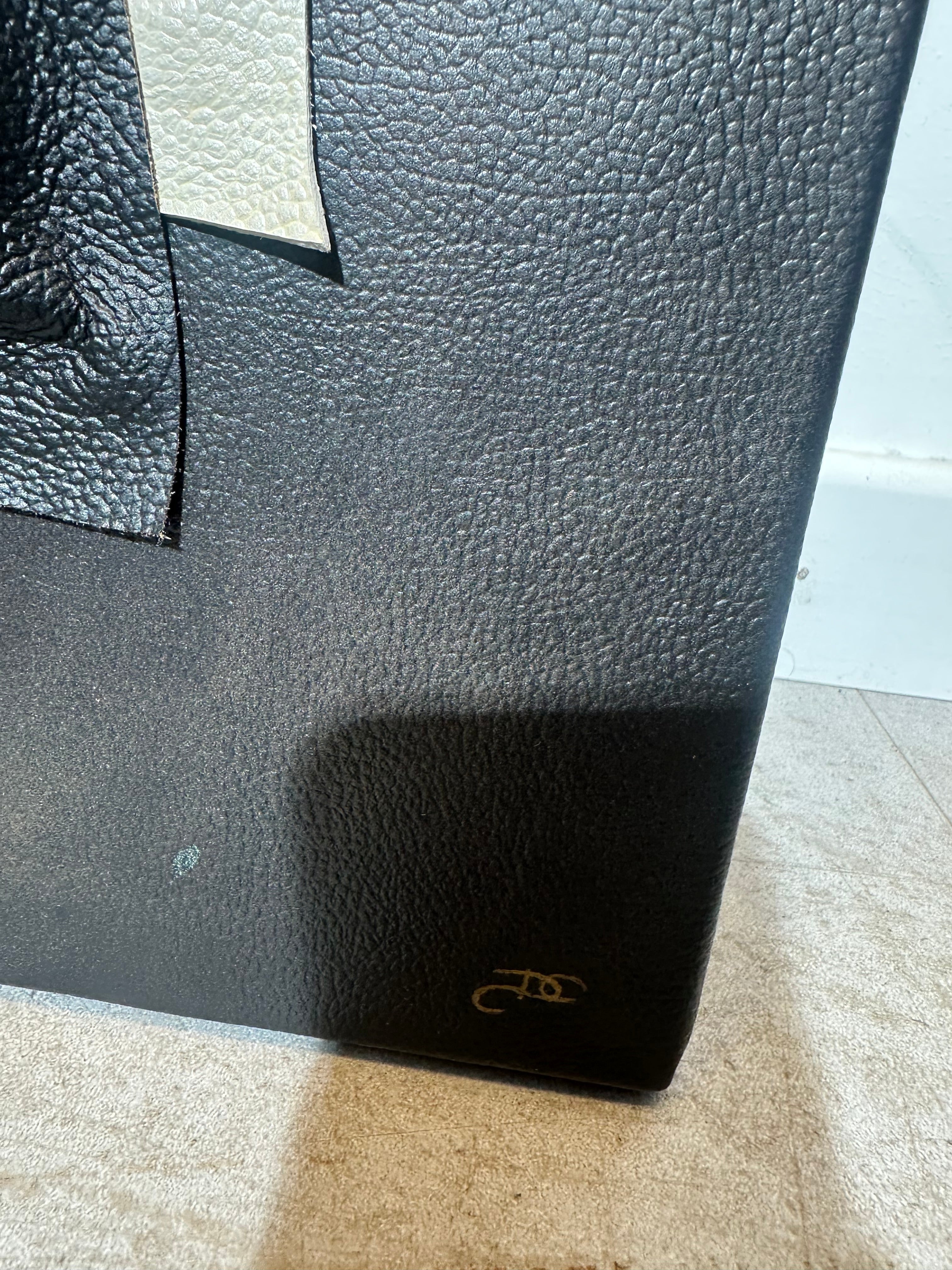 Sculpture de torse féminin sur toile 3D