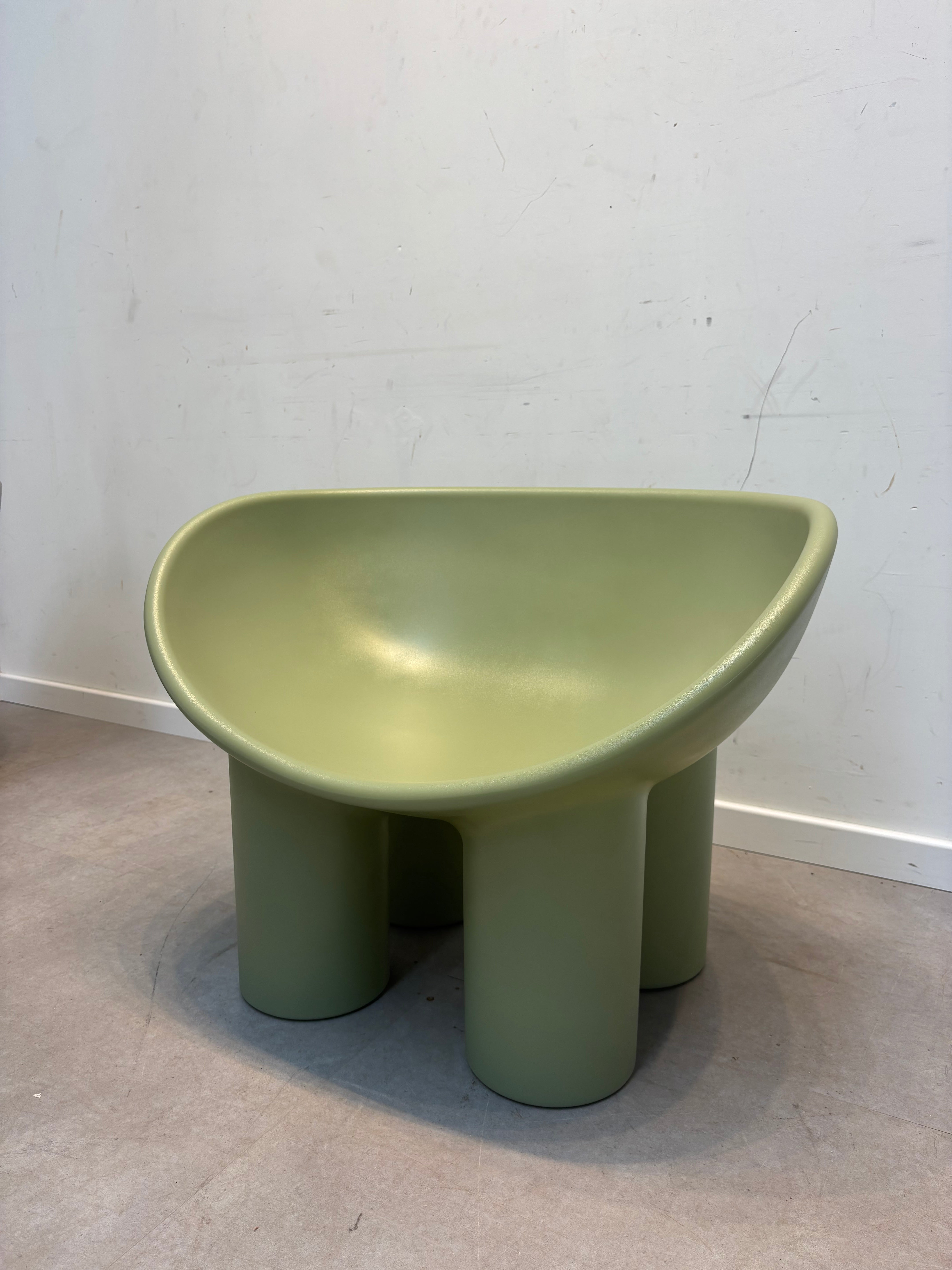 O - Chair Green