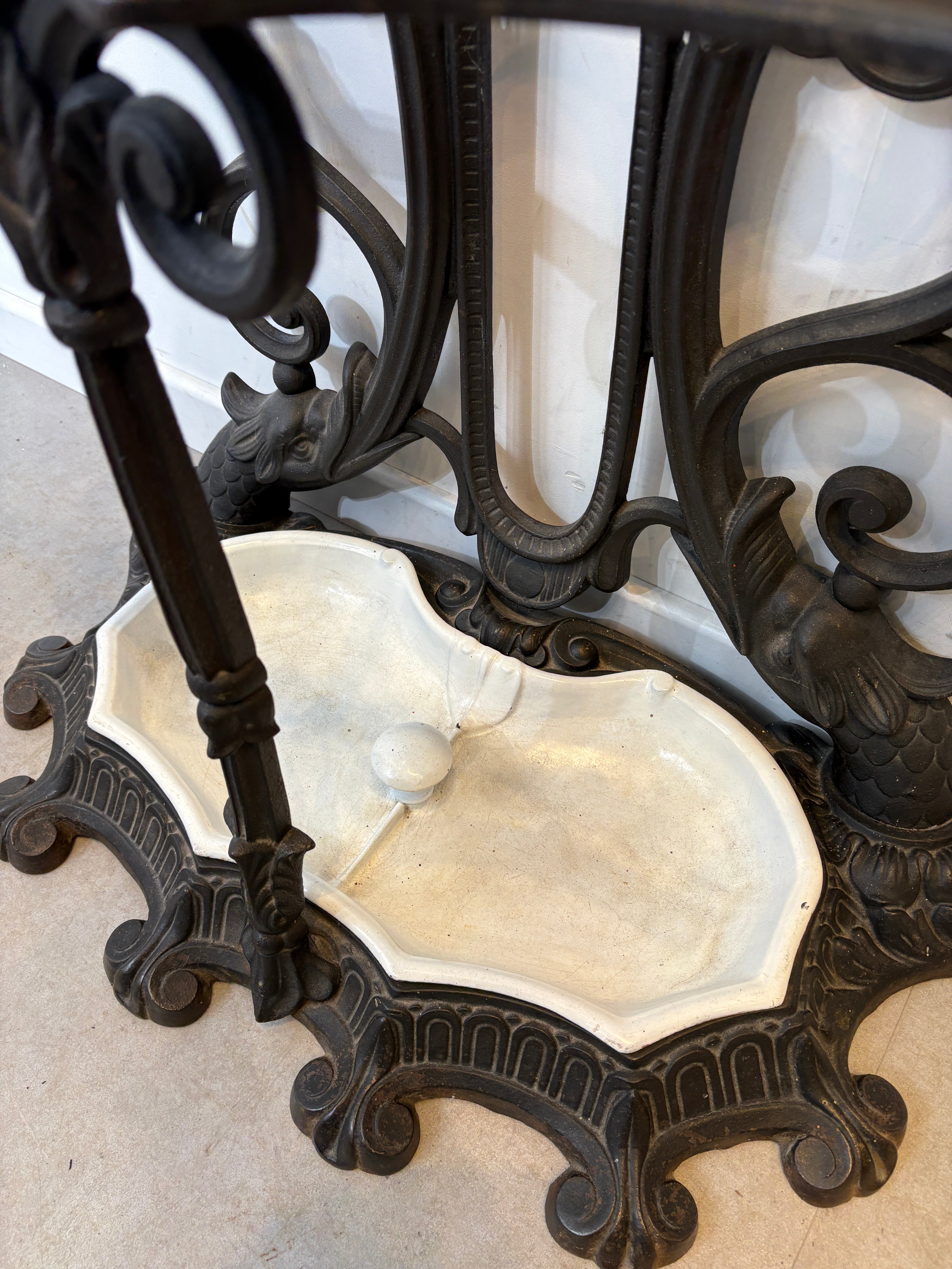 Porte Manteau Cast Iron