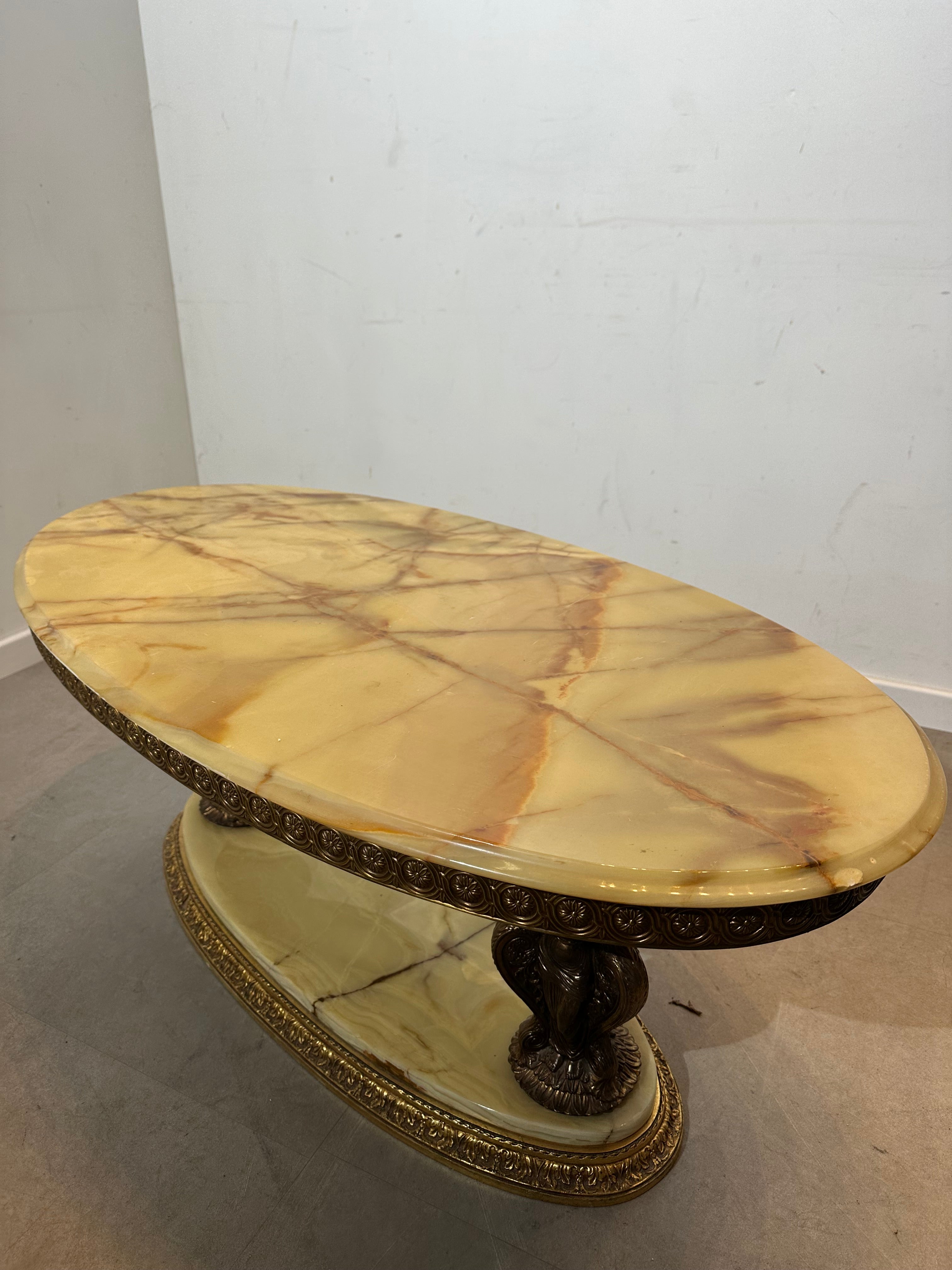 Vintage neoklassieke onyx salontafel