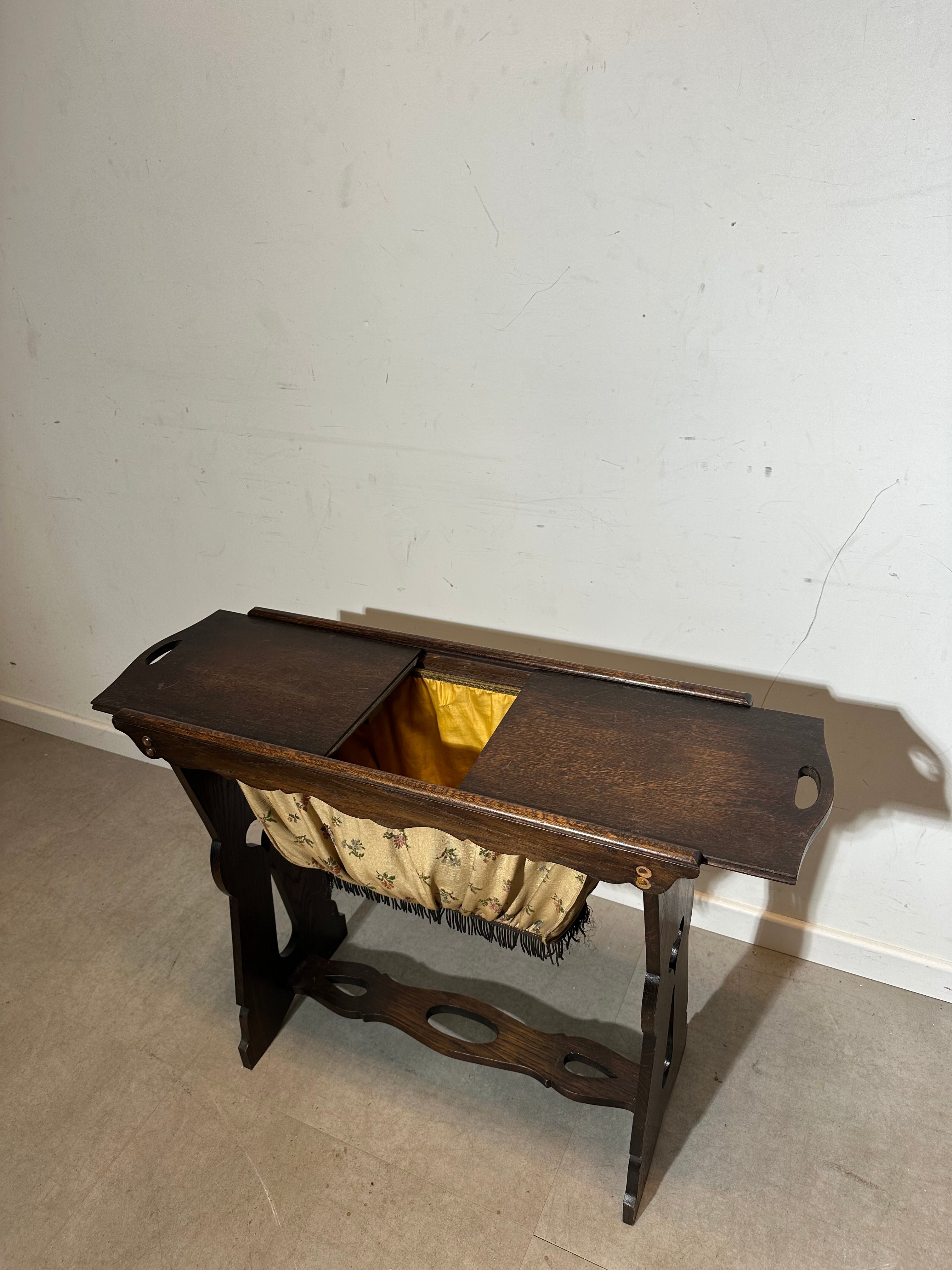 Table à coudre ancienne