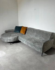 Sofa with chaise longue <1 year old