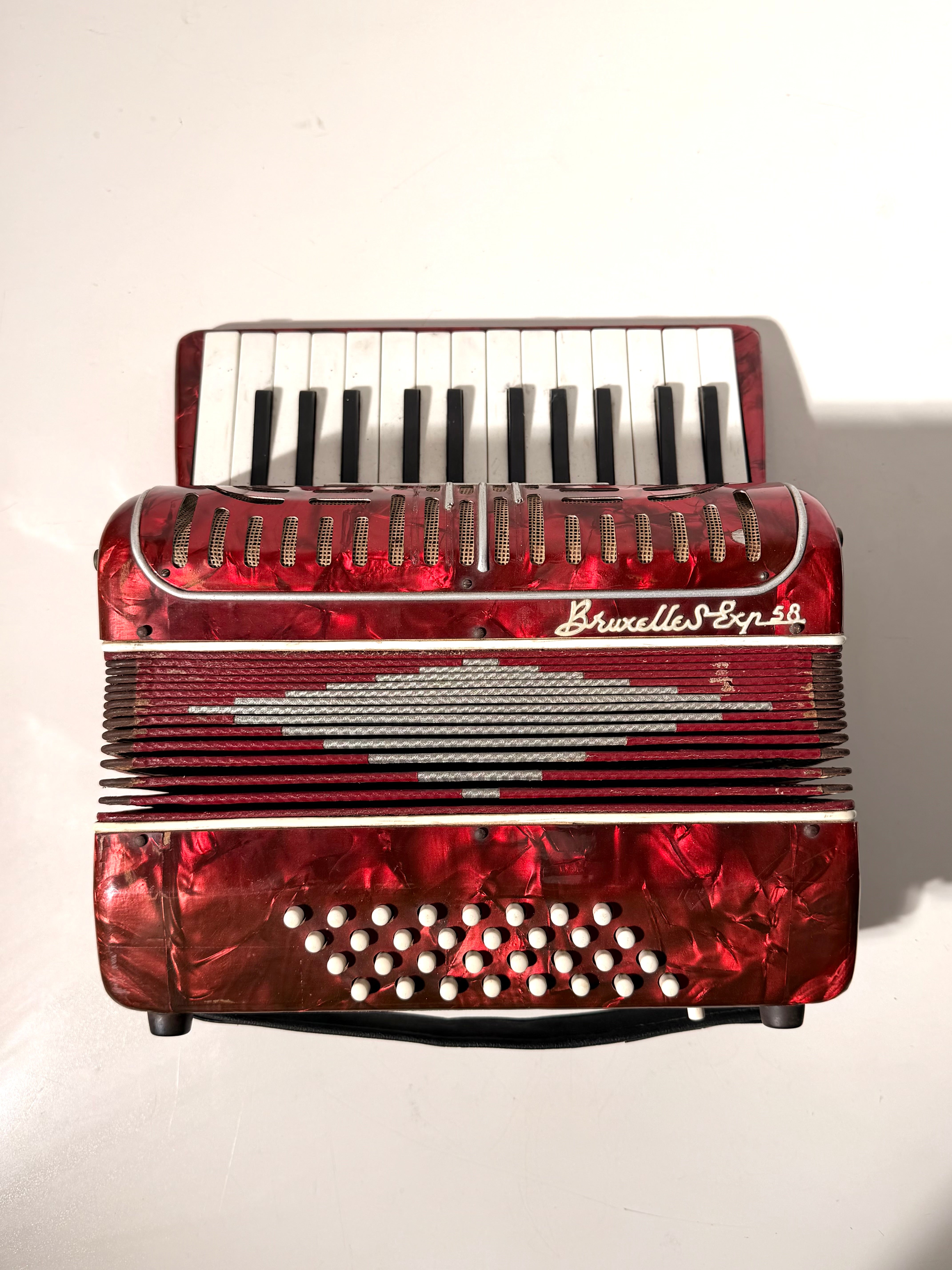 Vintage Bruxelles Expo 58 Accordion