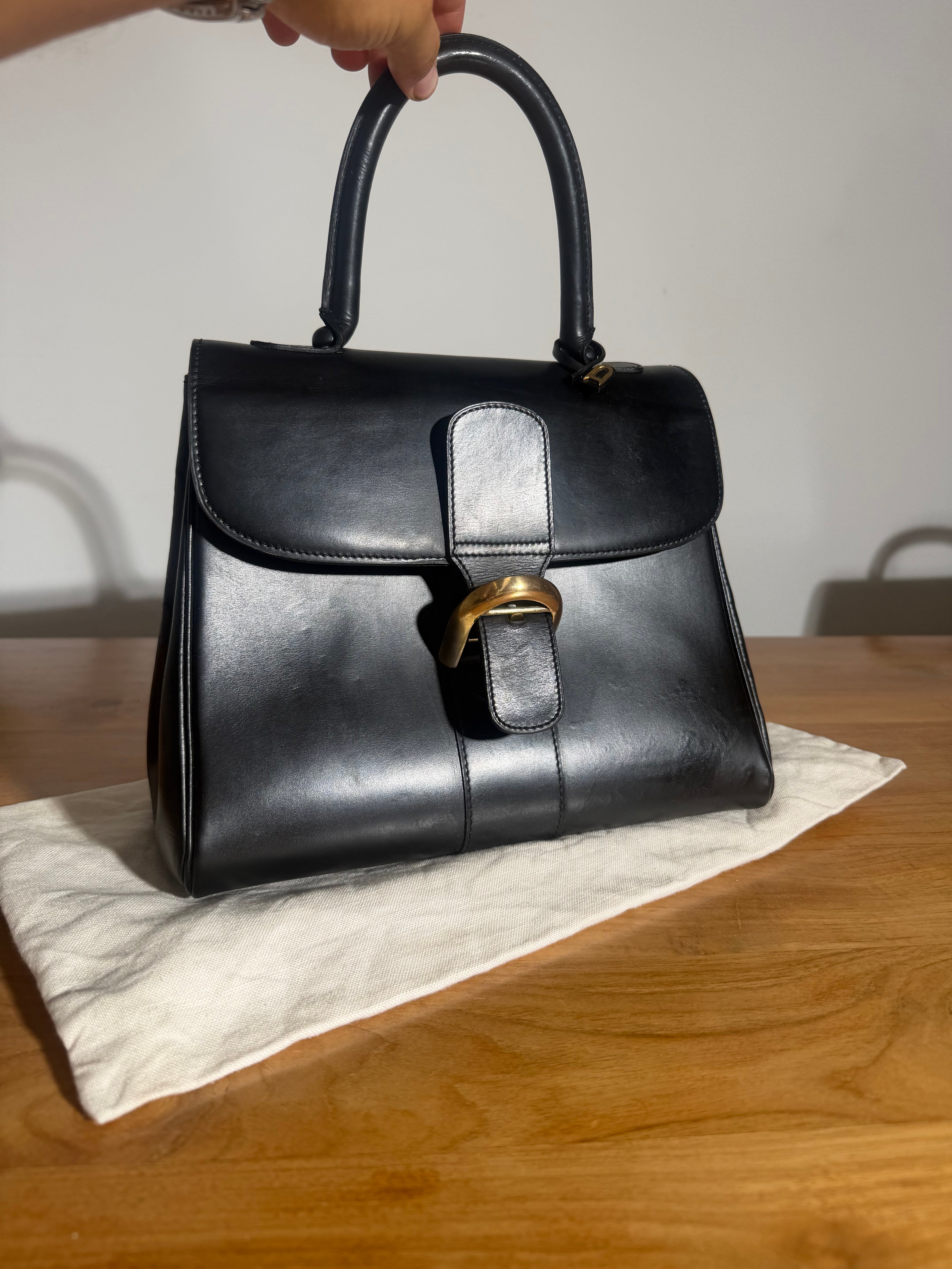 Delvaux Brillant MM Handbag – Black Leather