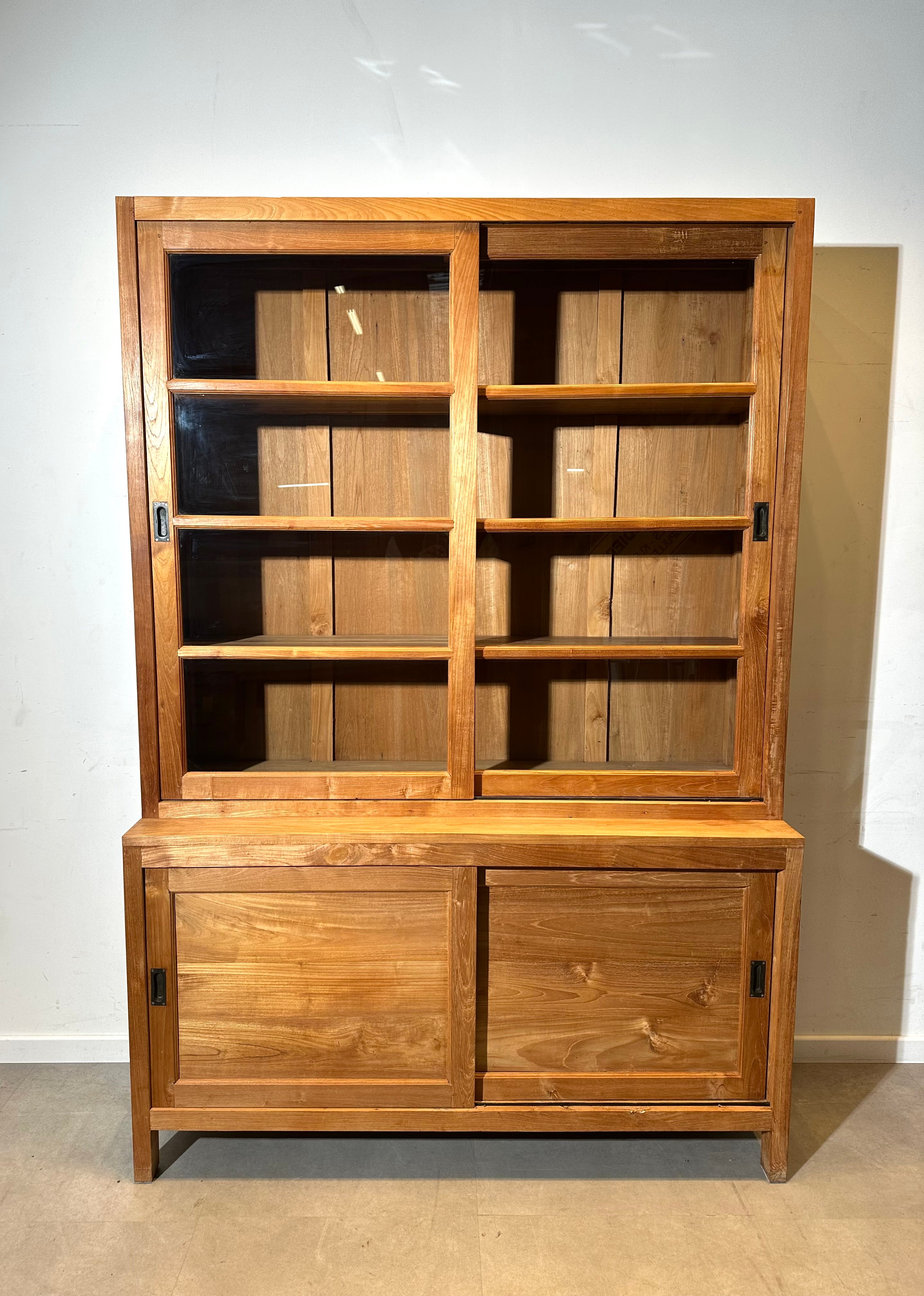 Vitrine en teck