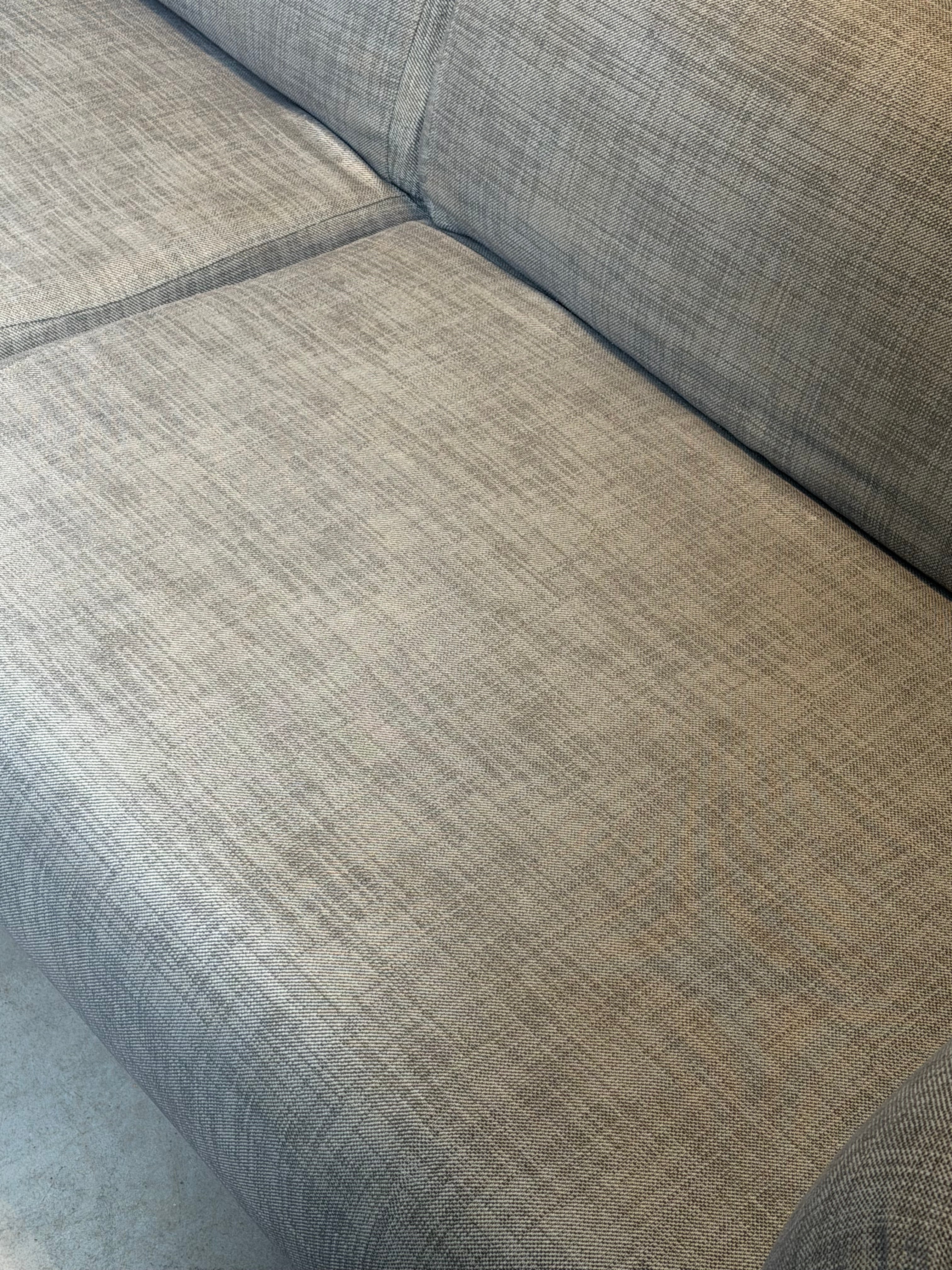 Cassina Met 250 Sofa – Grey Fabric
