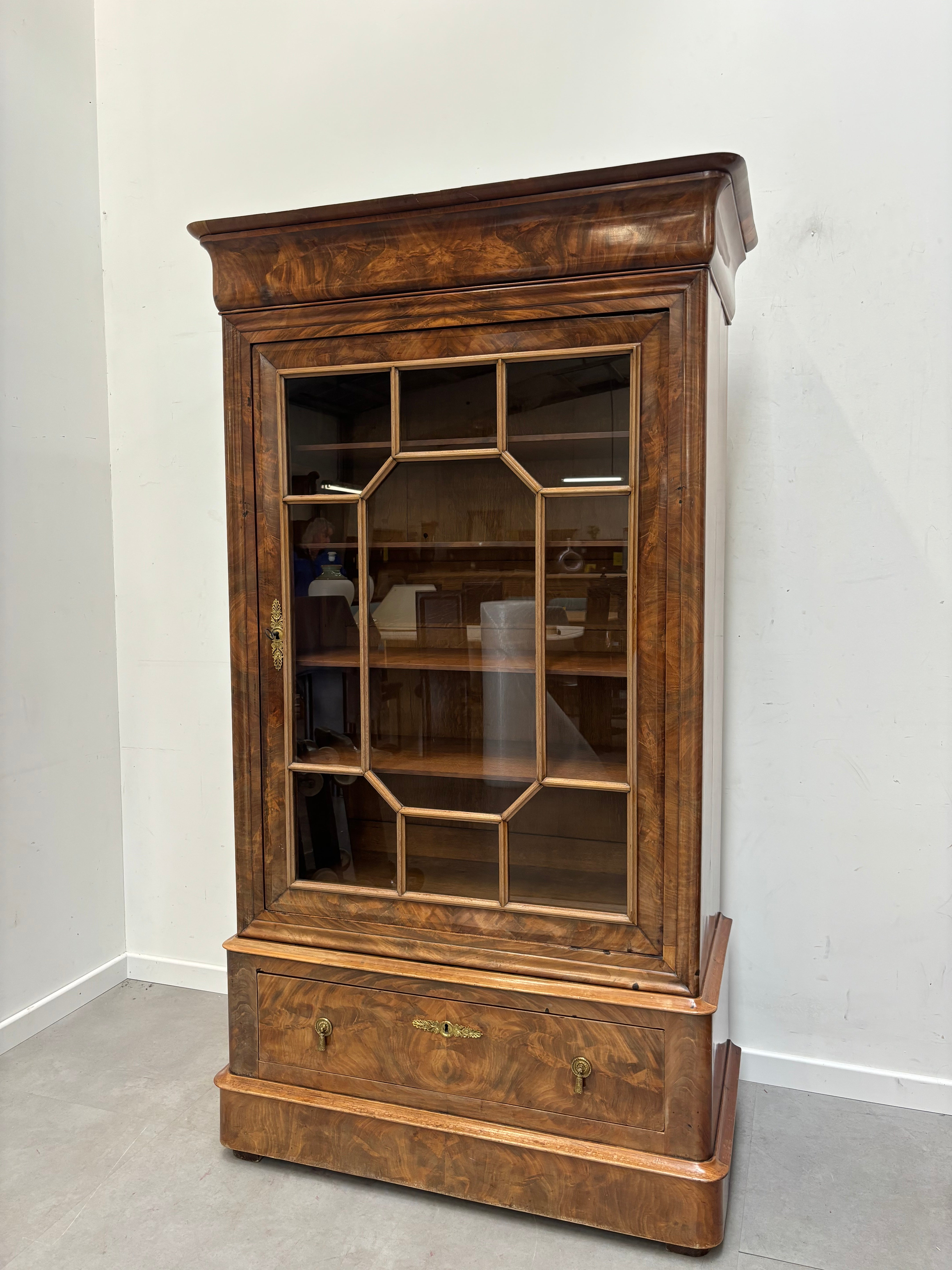 Antique display cabinet “Charles X”