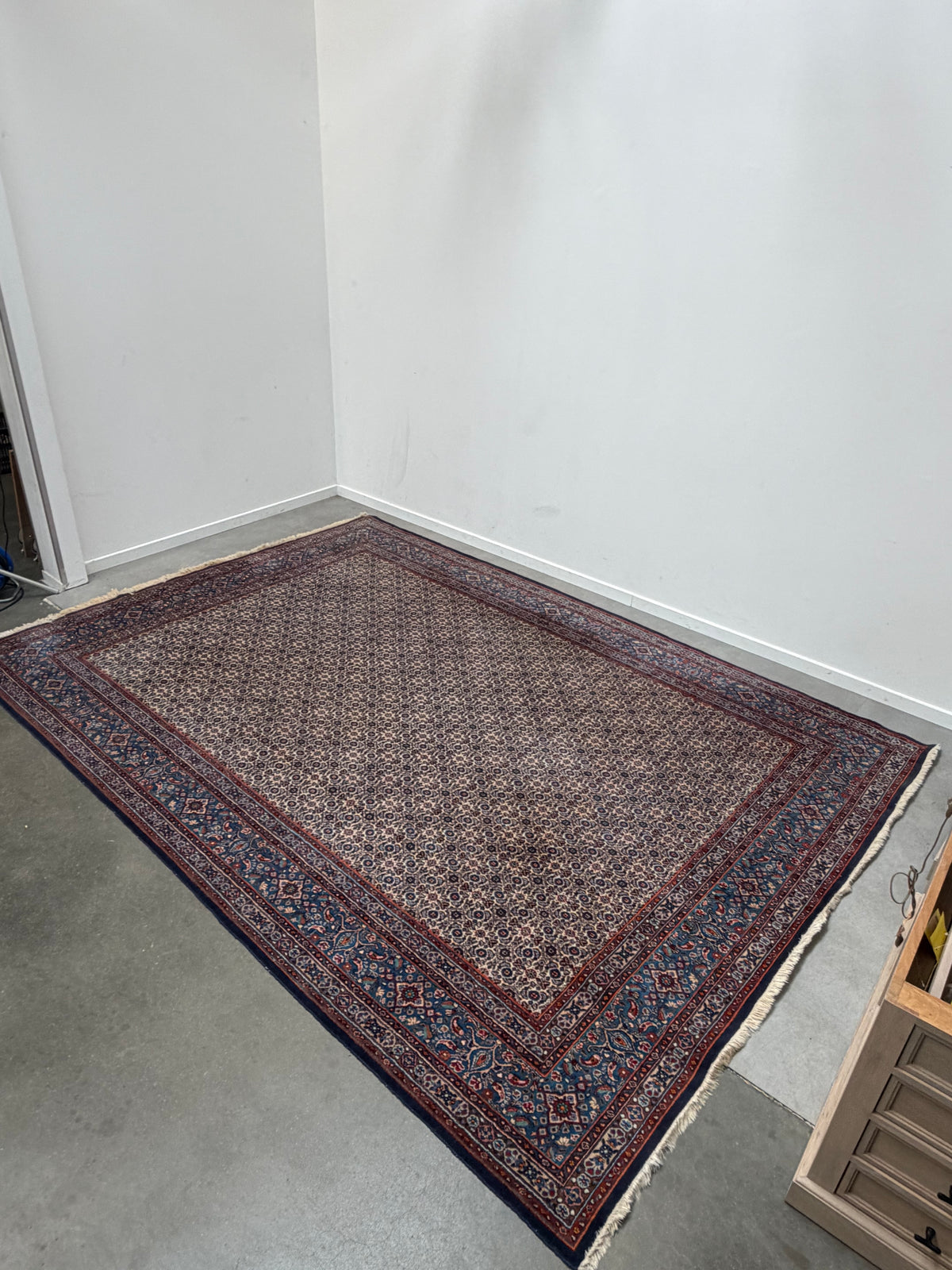 Vintage Hand-Knotted Persian Mud Rug – 357 × 255 cm