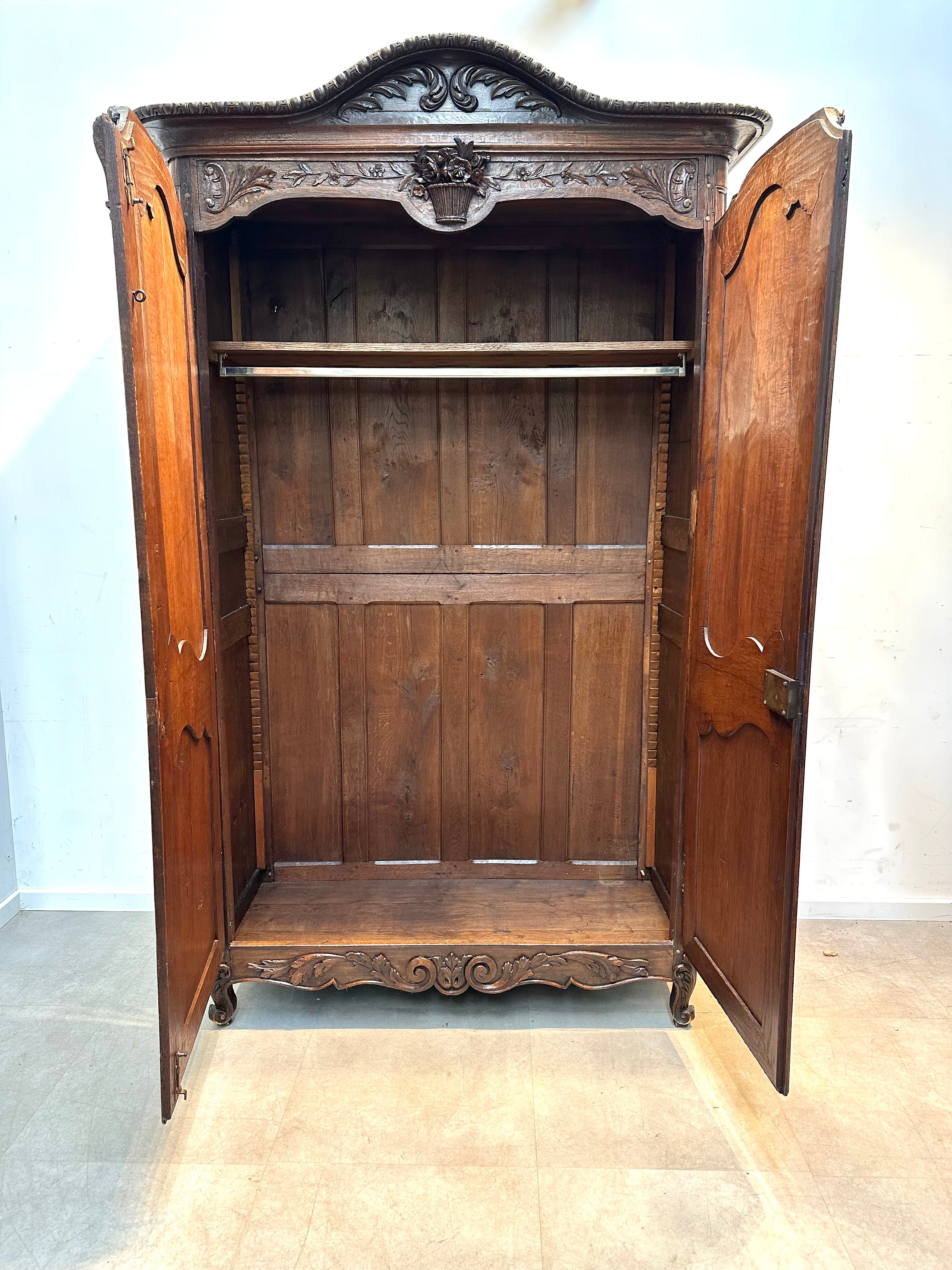 Antique French Louis XV Style Armoire in Carved Oak