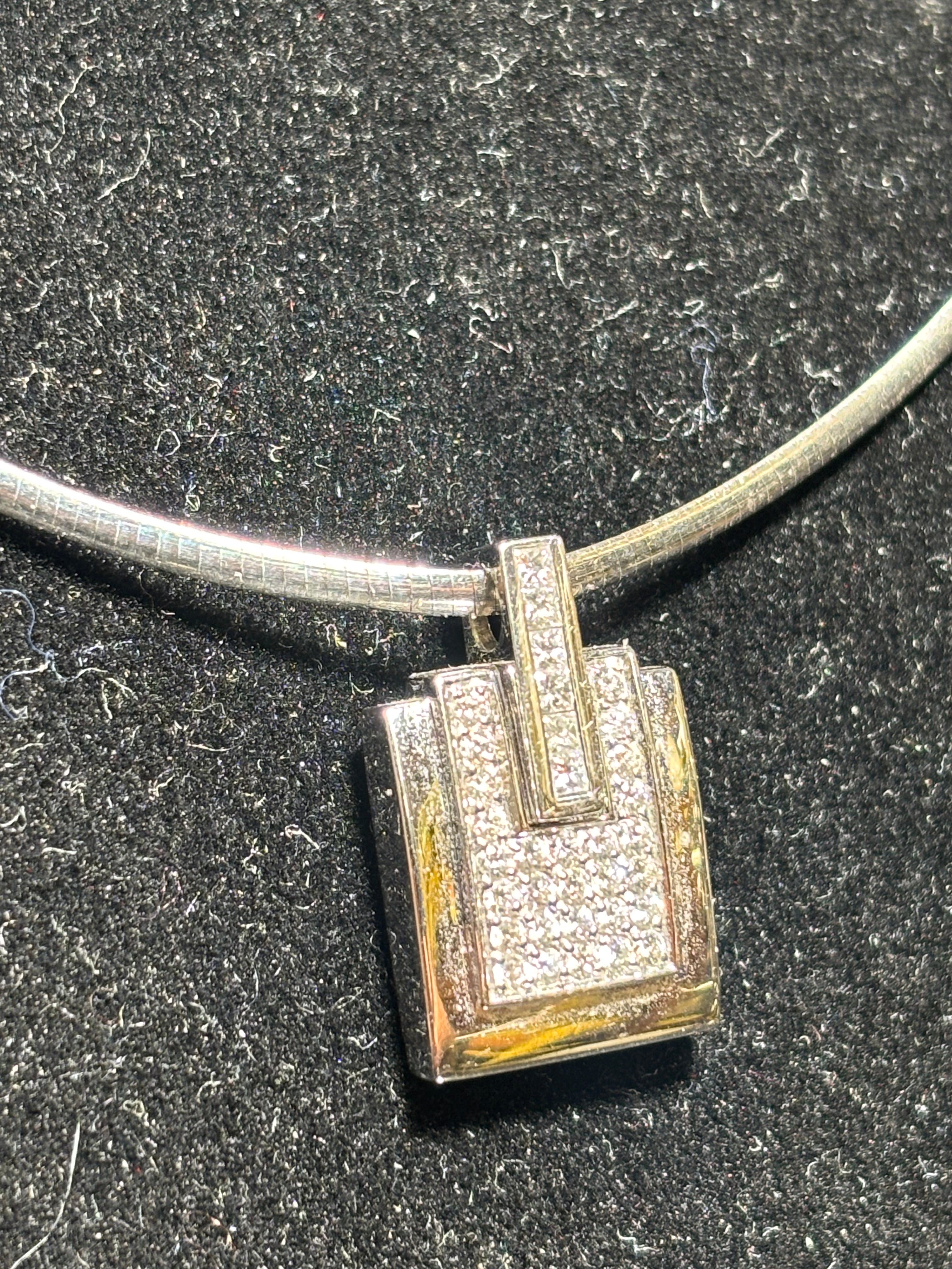 18Kt White Gold Pendant With 0,48 Brilliant