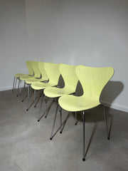 Set of 6 Fritz Hansen Series 7 Chairs – Arne Jacobsen – Lime – 2007