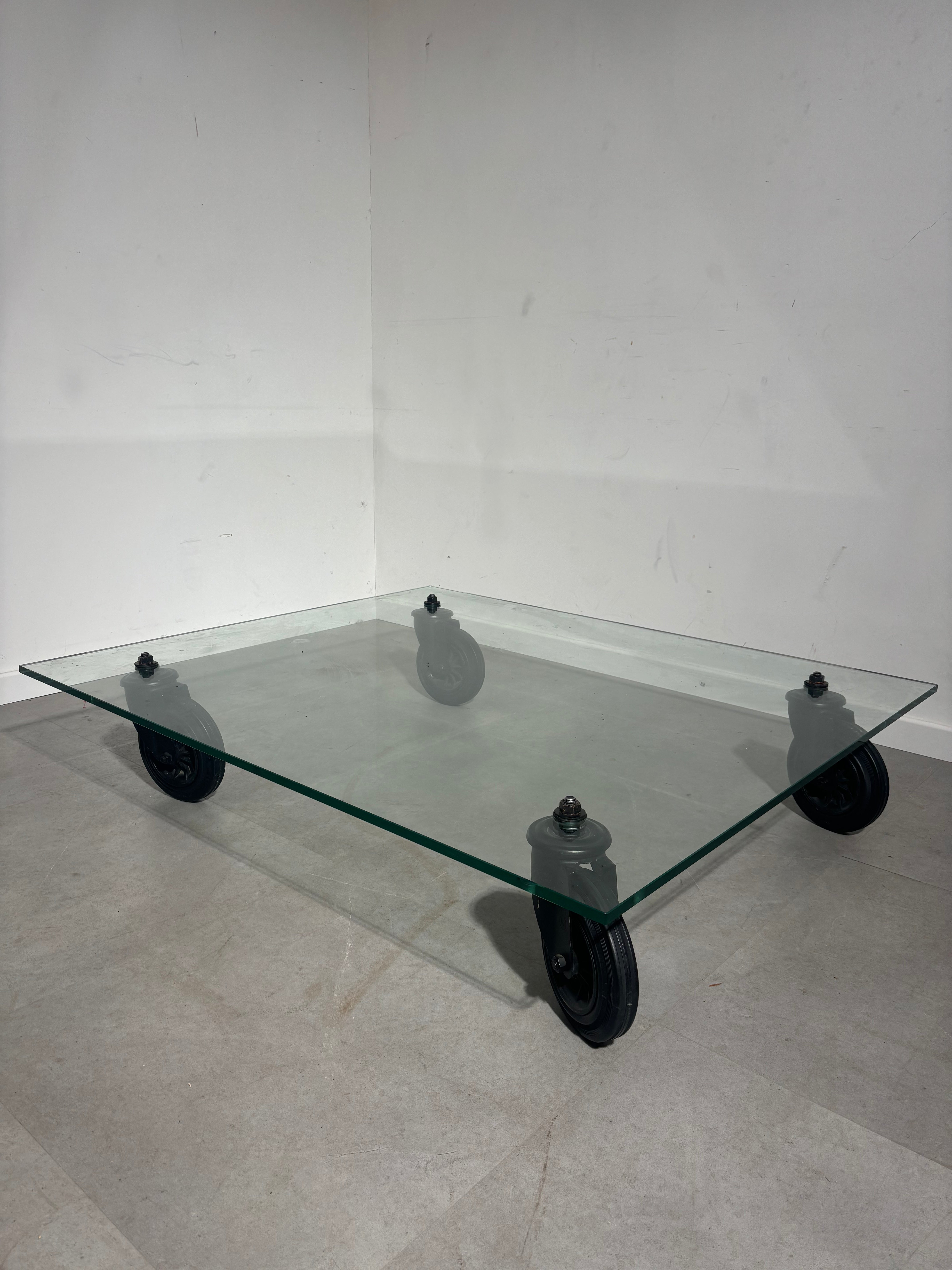 Coffeetable by Fontana Arte “Tavolo con Ruote”