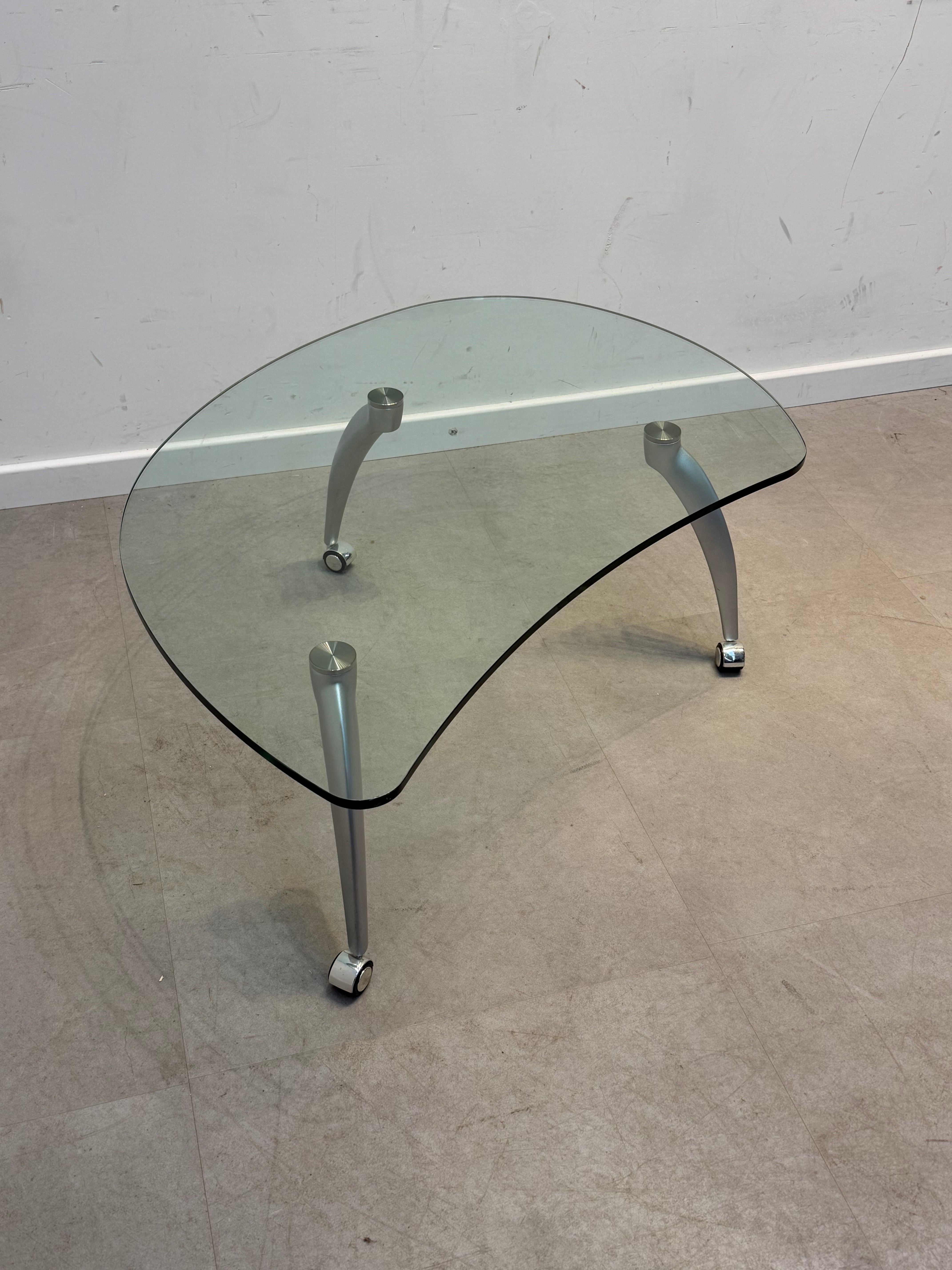 Rolf Benz Glass Coffee Table on Wheels – 168 x 115 x 38 cm