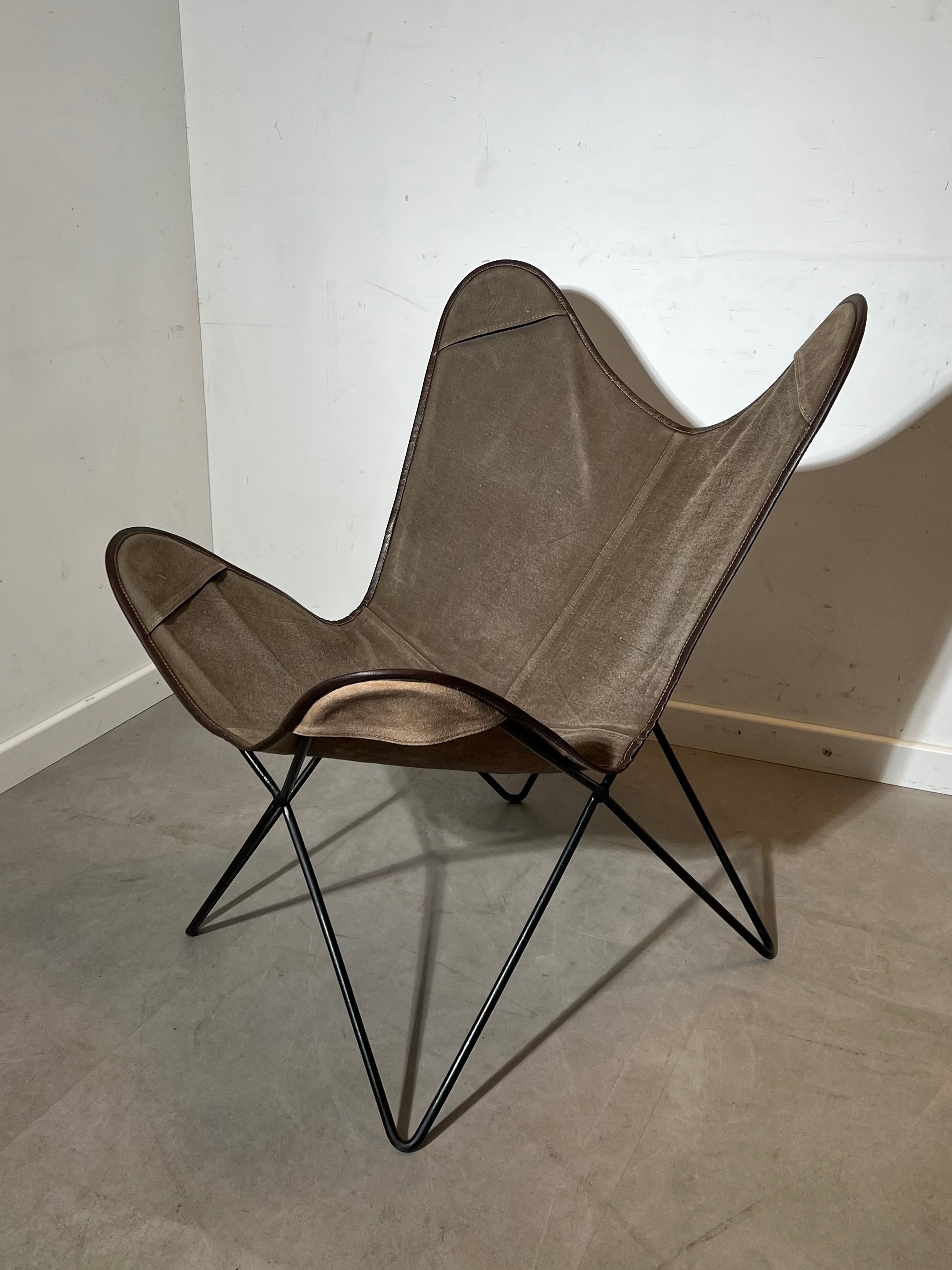 Butterfly Chair Grey