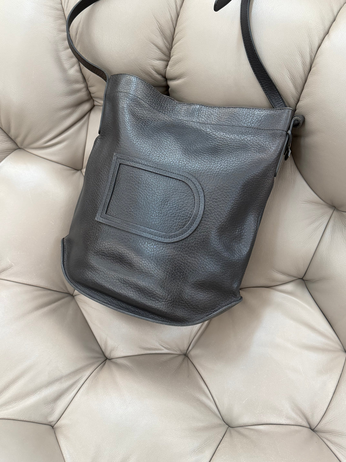 Delvaux Le Pin Black Leather Crossbody Bag – 35 × 32 cm