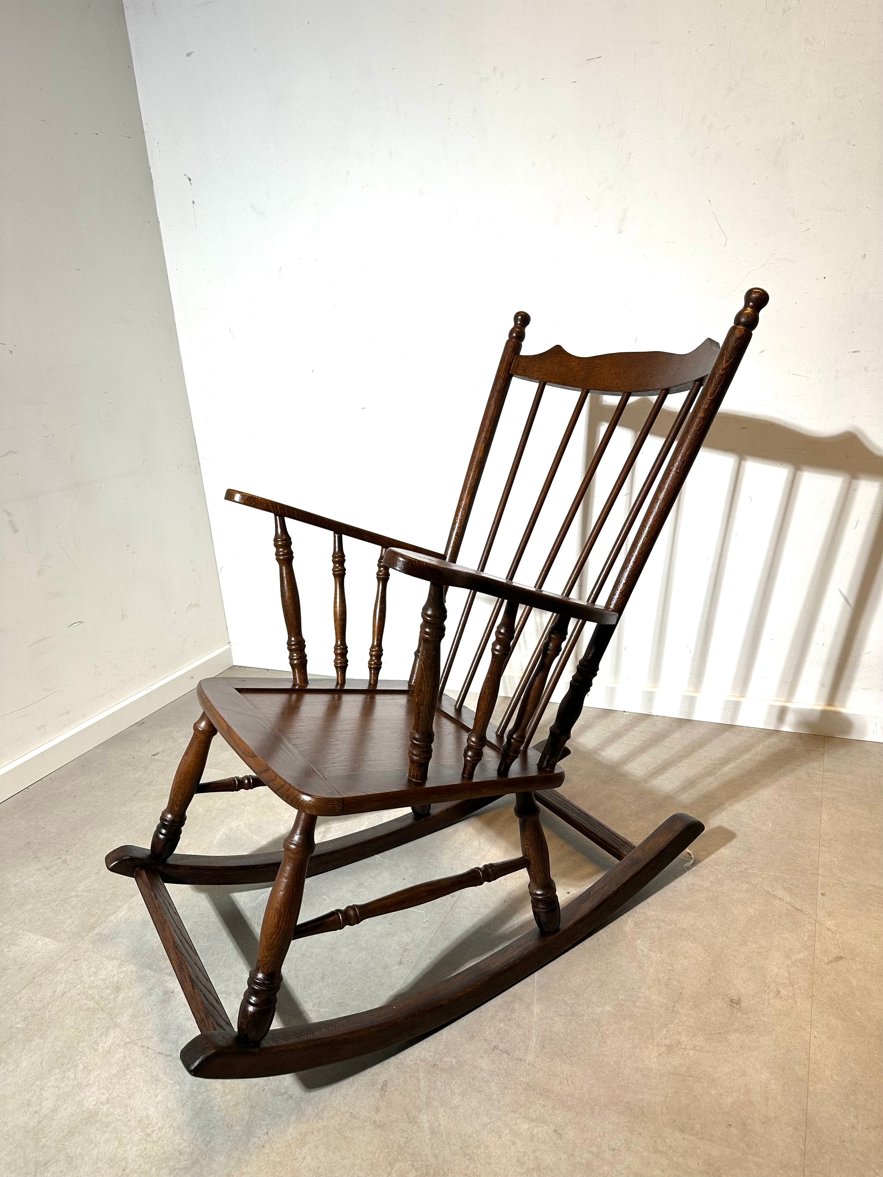 Vintage Windsor Rocking Chair in Dark Oak
