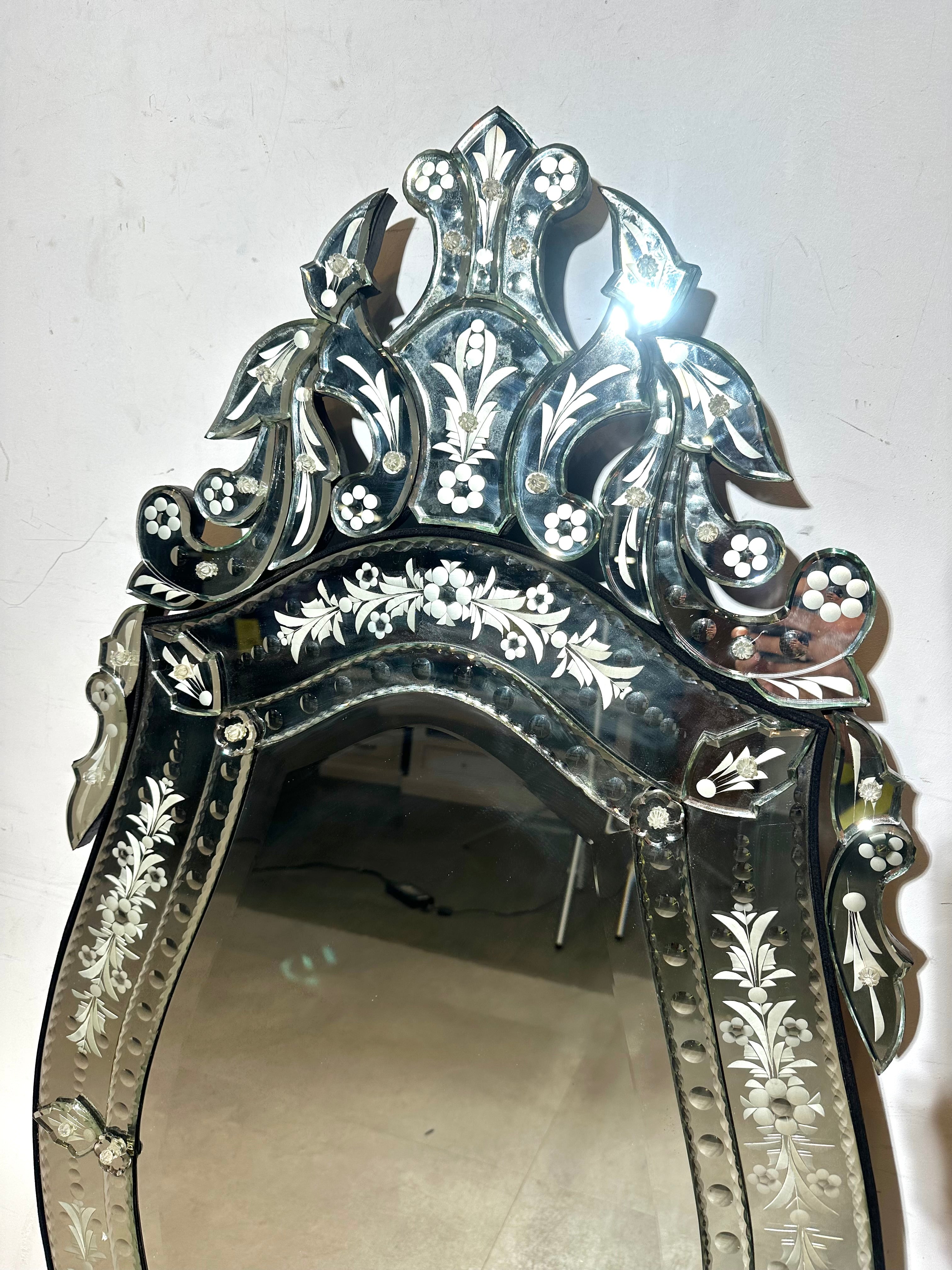 Venetiaanse geëtste glazen wandspiegel