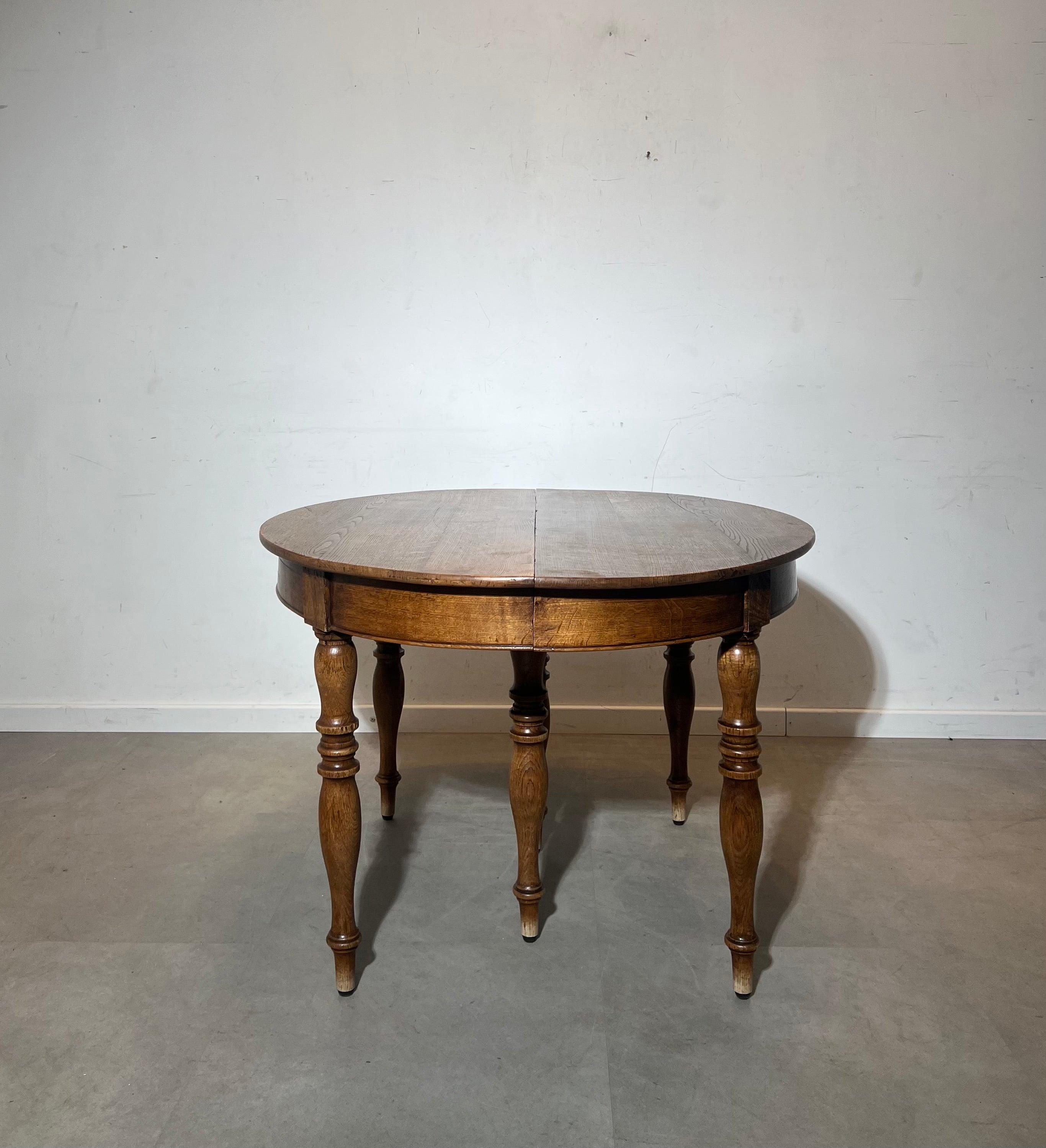 Antique Solid Oak Extending Dining Table – 375 cm
