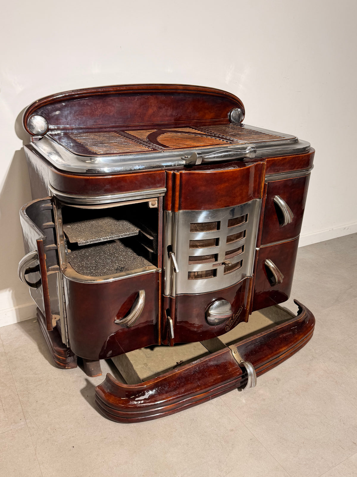 Fobrux 4839 Art Deco Enamel & Chrome Stove / Cooker