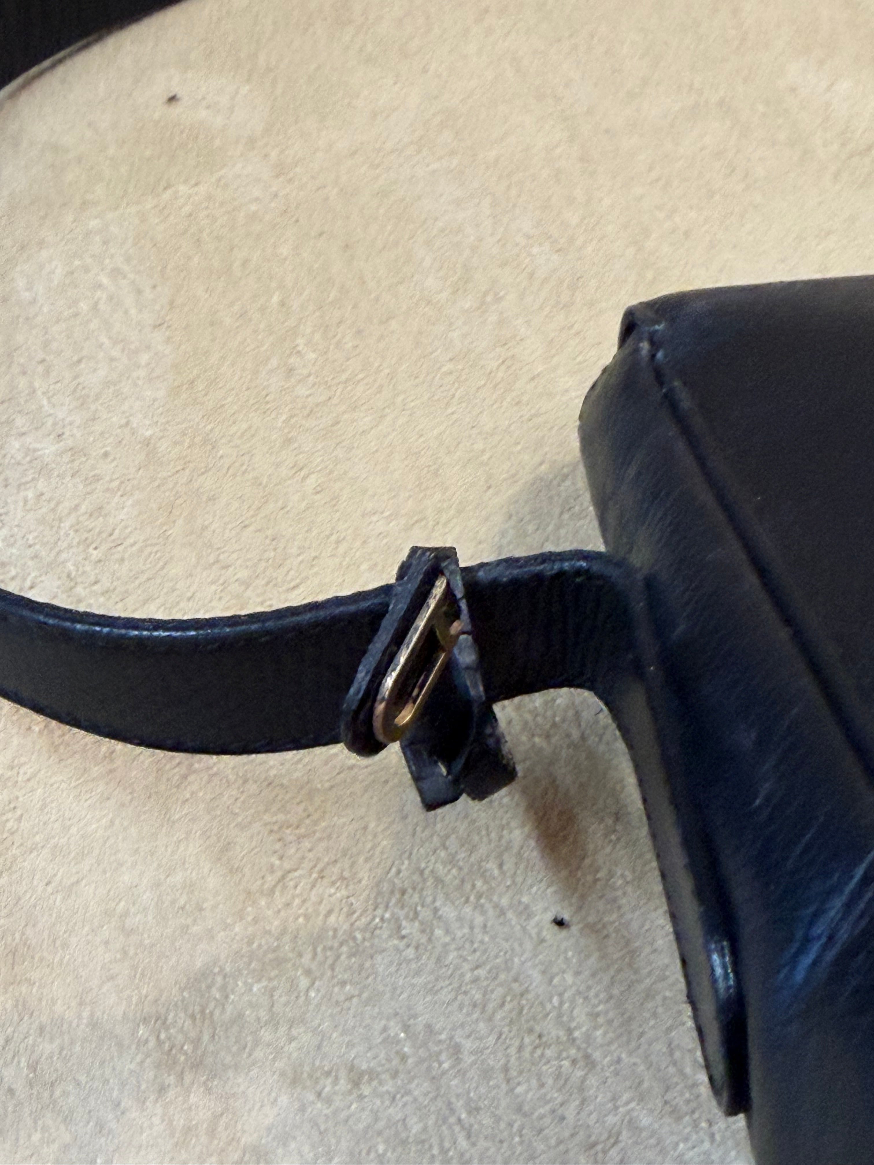 Delvaux Poirier Crossbody Bag Black Leather 28 x 22 cm Vintage Designer Handbag Dustbag