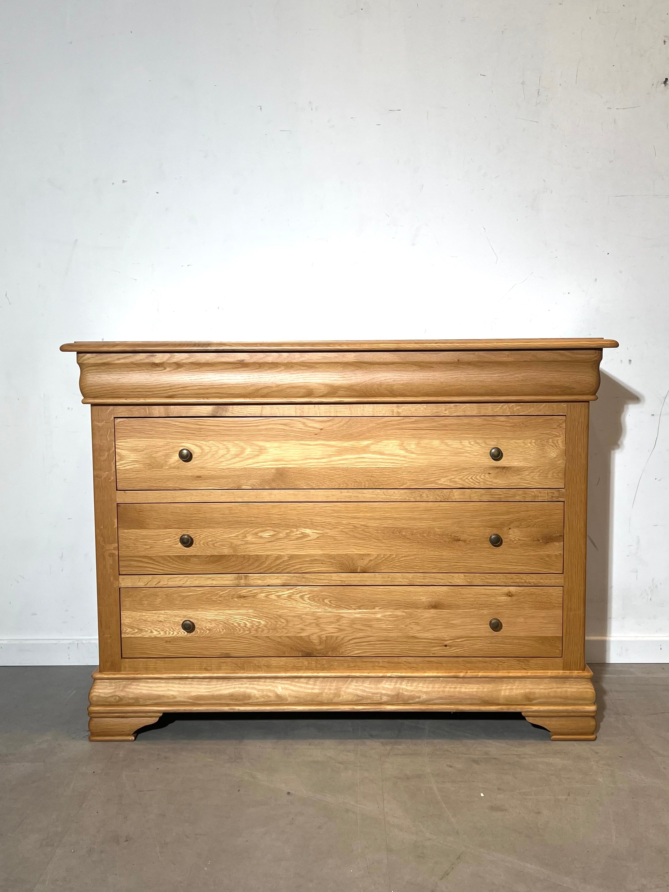 Solid Oak Chest of Drawers "louis philippe"