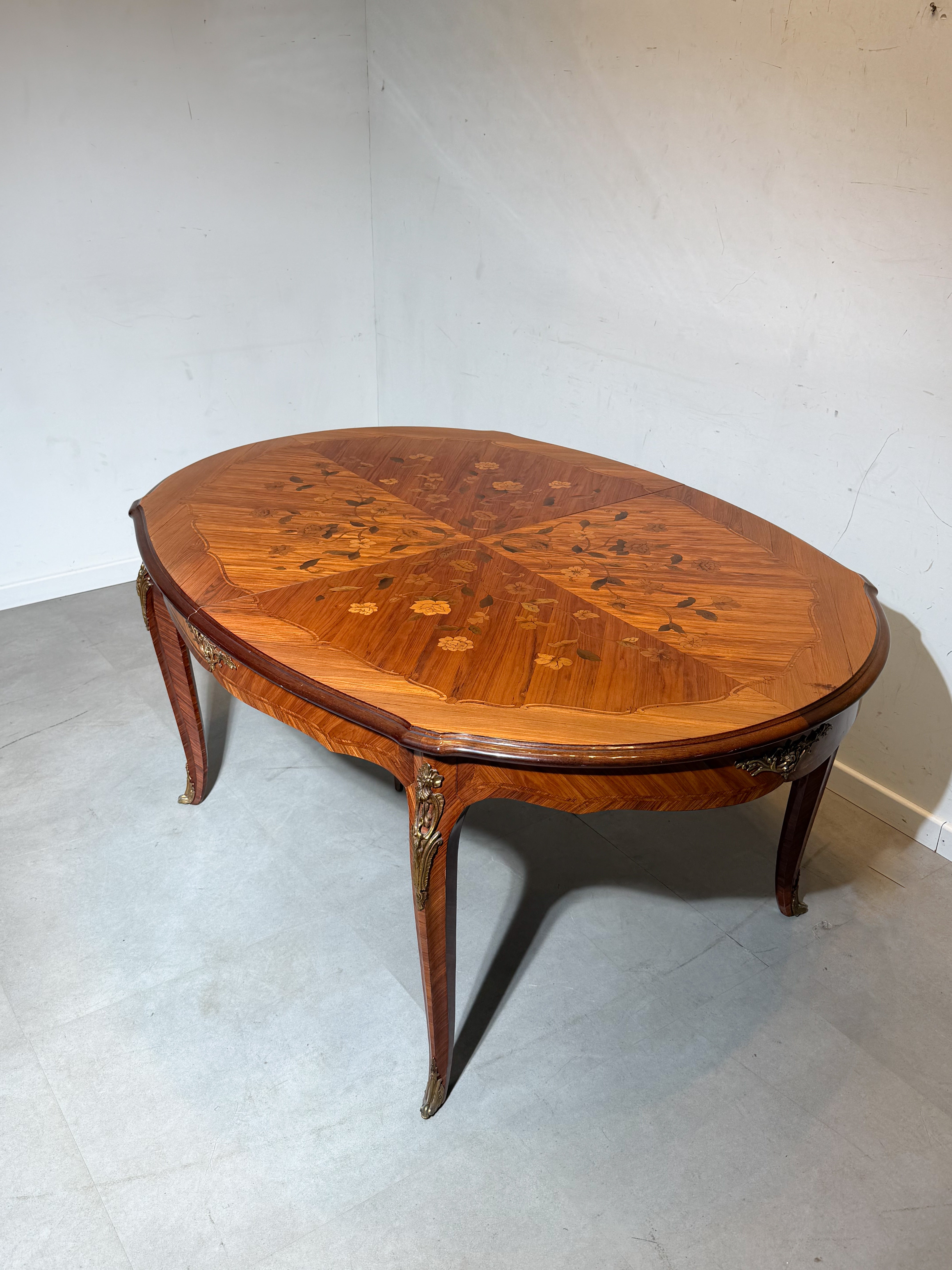 Louis XV Marquetry Extendable Dining Table – 160 / 242 cm