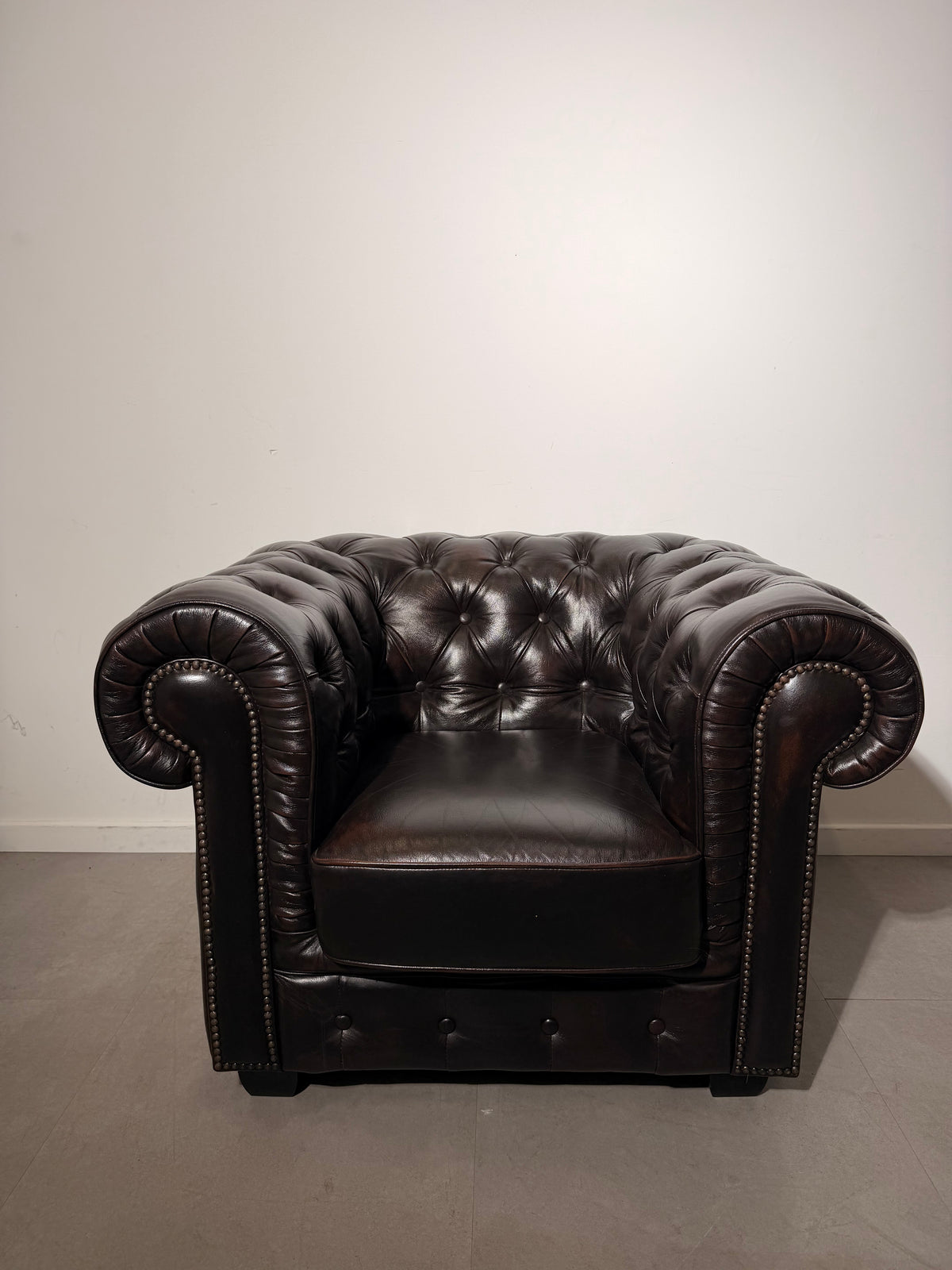 Classic Chesterfield Club Armchair in Dark Brown Leather