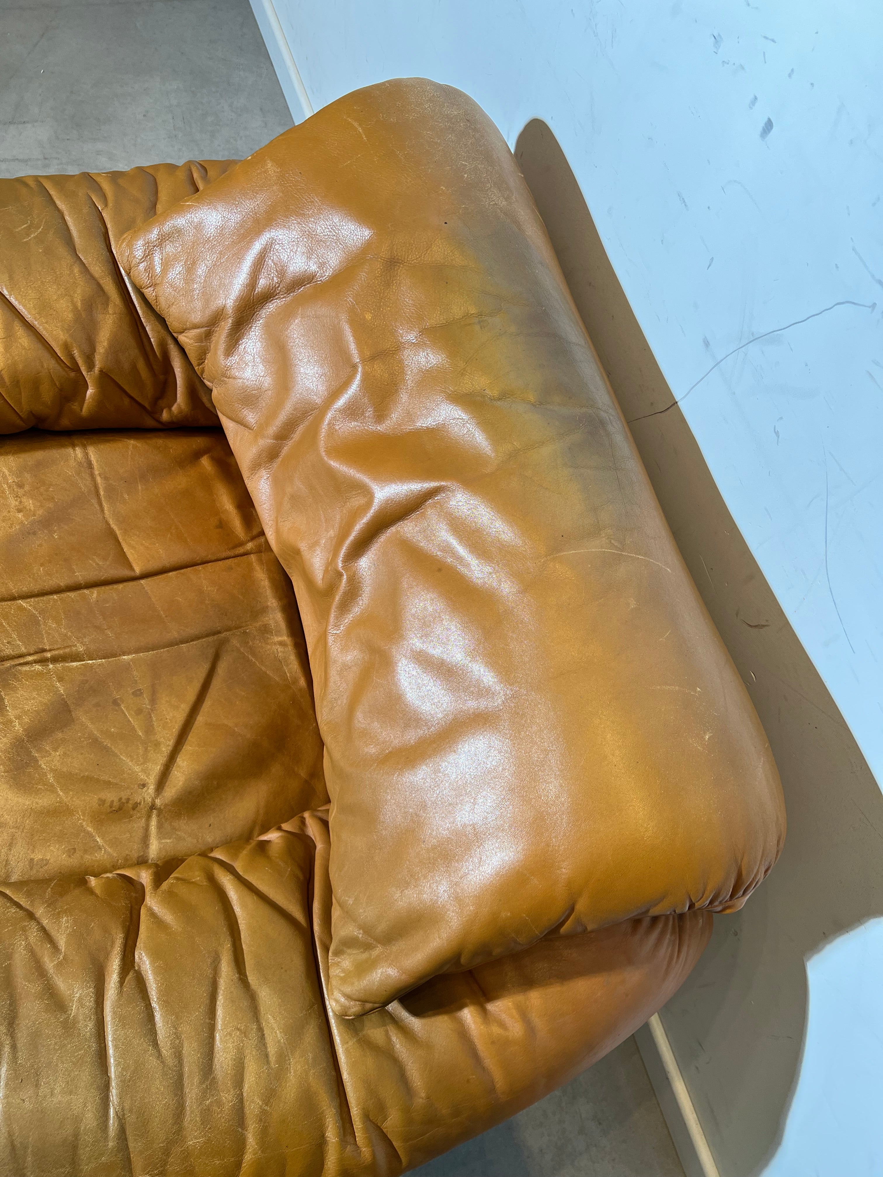 Cassina Maralunga Leather Lounge Chair by Vico Magistretti