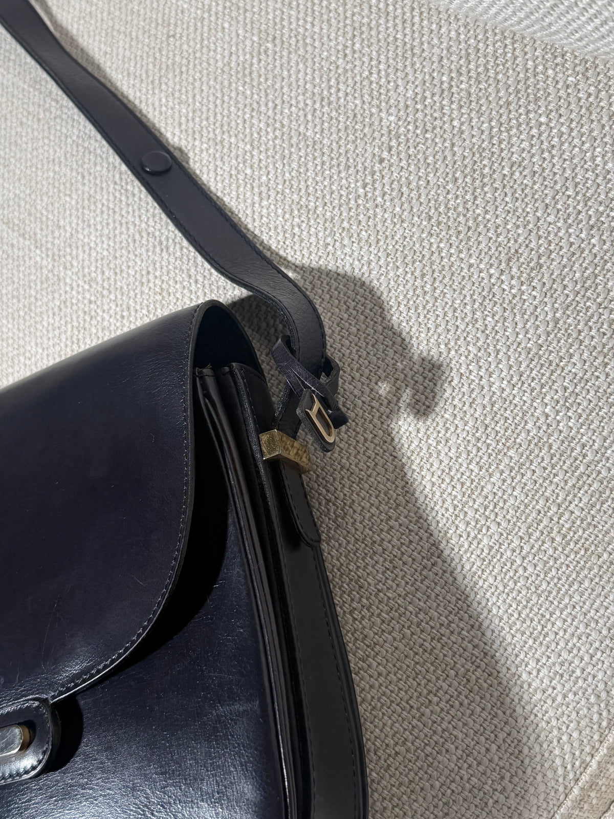 Vintage Delvaux Crossbody Bag – Navy Blue Leather