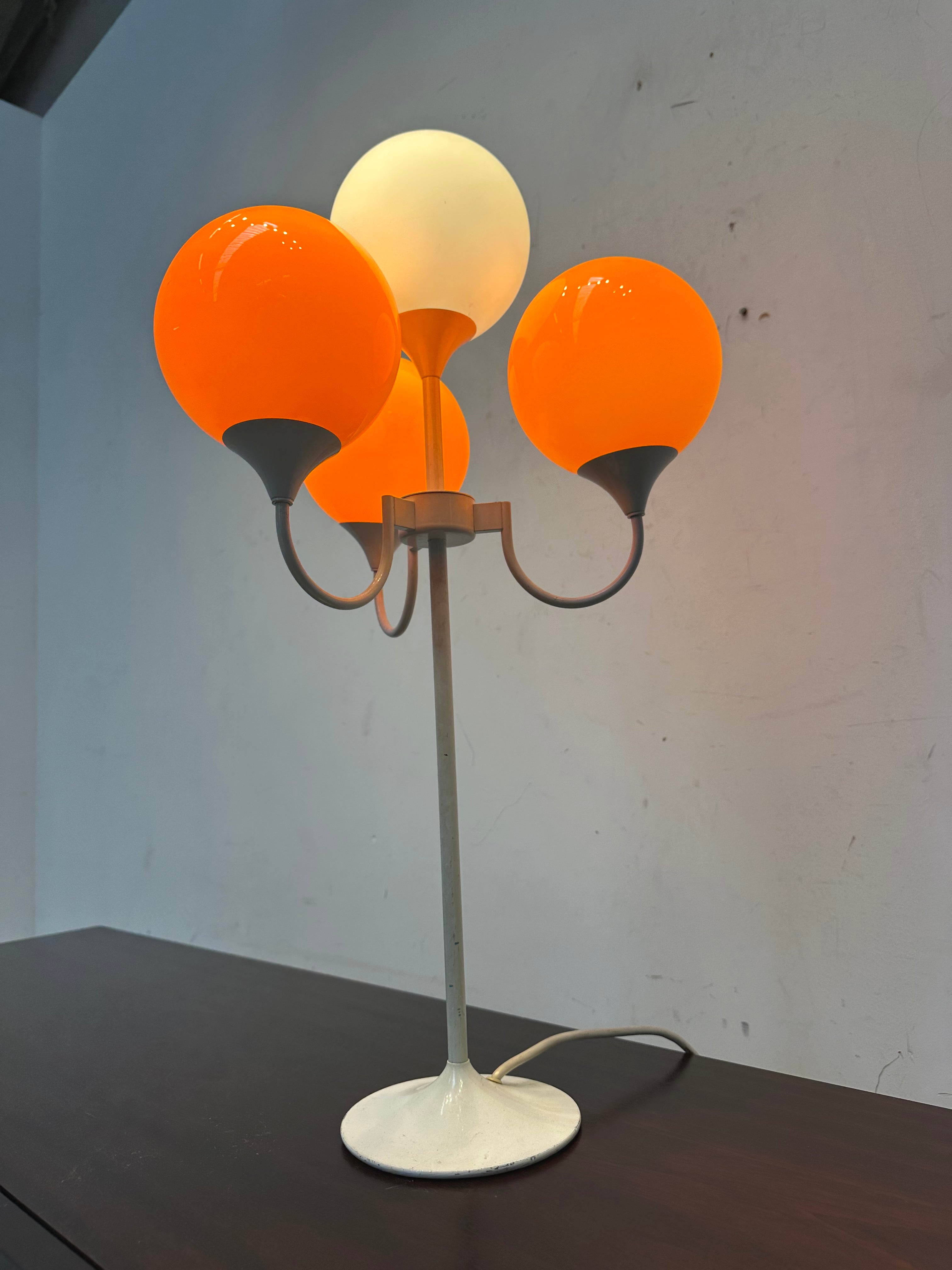 Lampe de table vintage de l'ère spatiale