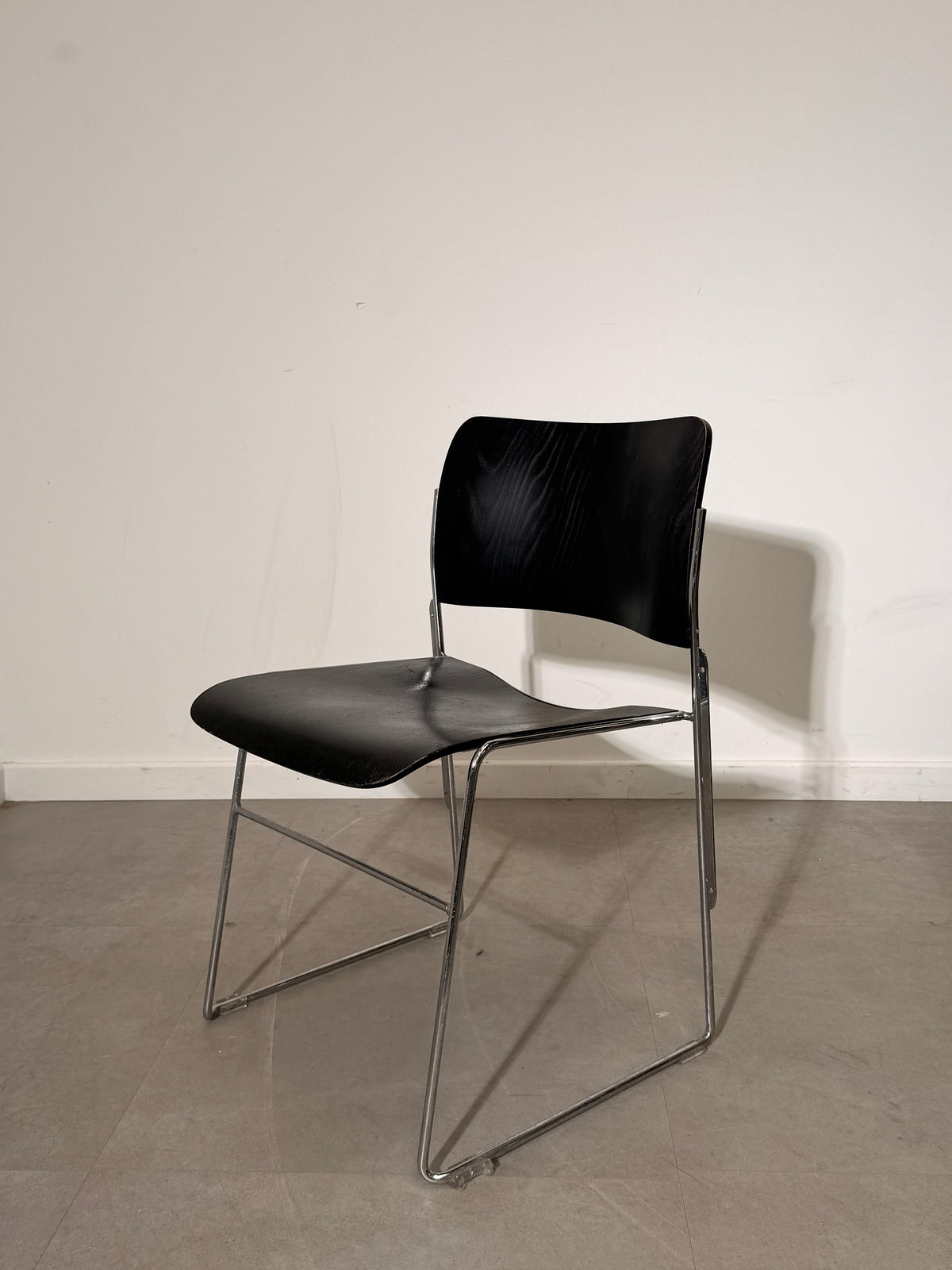 Set of 6 HOWE 40/4 Chairs by David Rowland