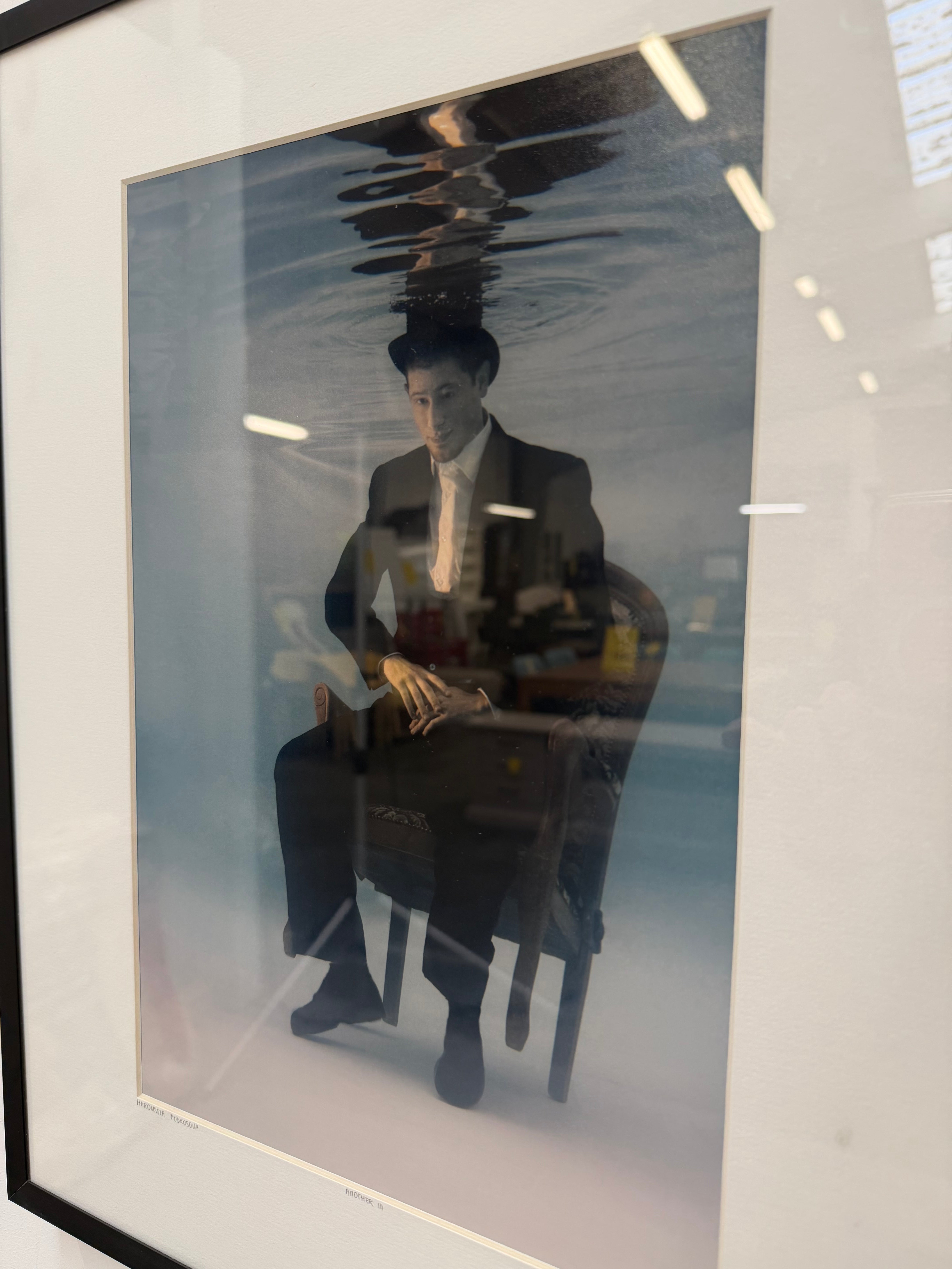 Original Photograph by Maroussia Podkosova — “Underwater Gentleman” (50 x 40 cm)