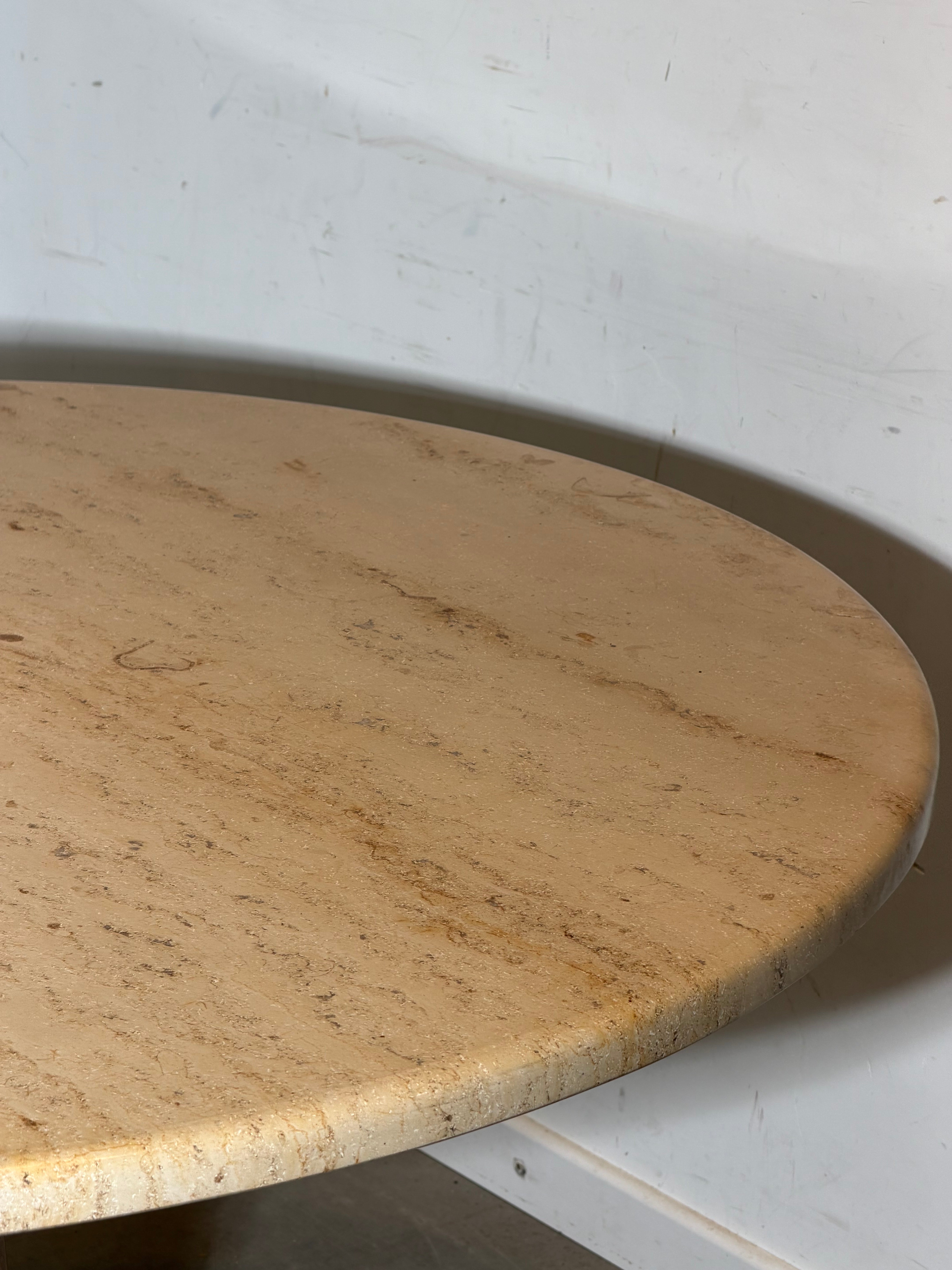 Vintage Jura stone pedestal dining table – Ø125 cm