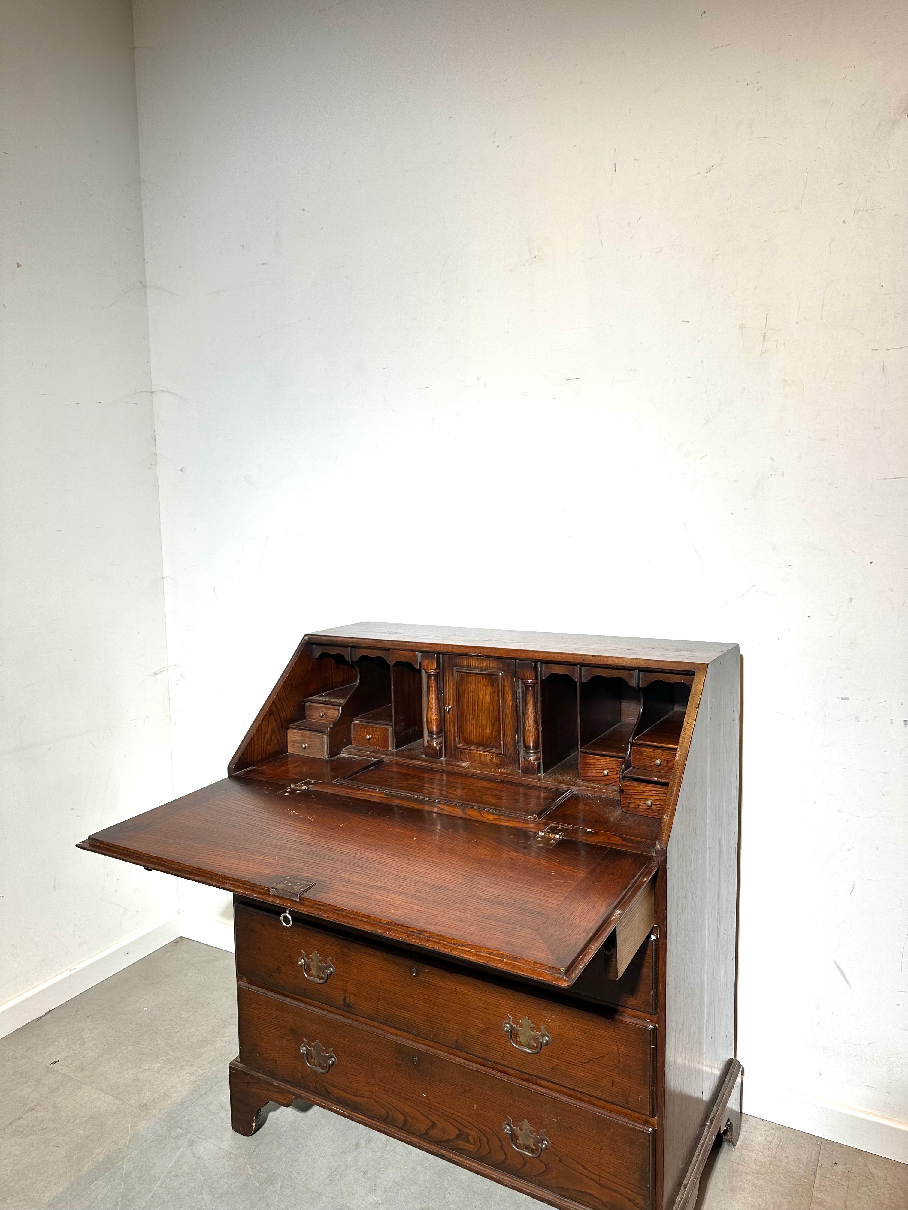 secrétaire ancien en bois