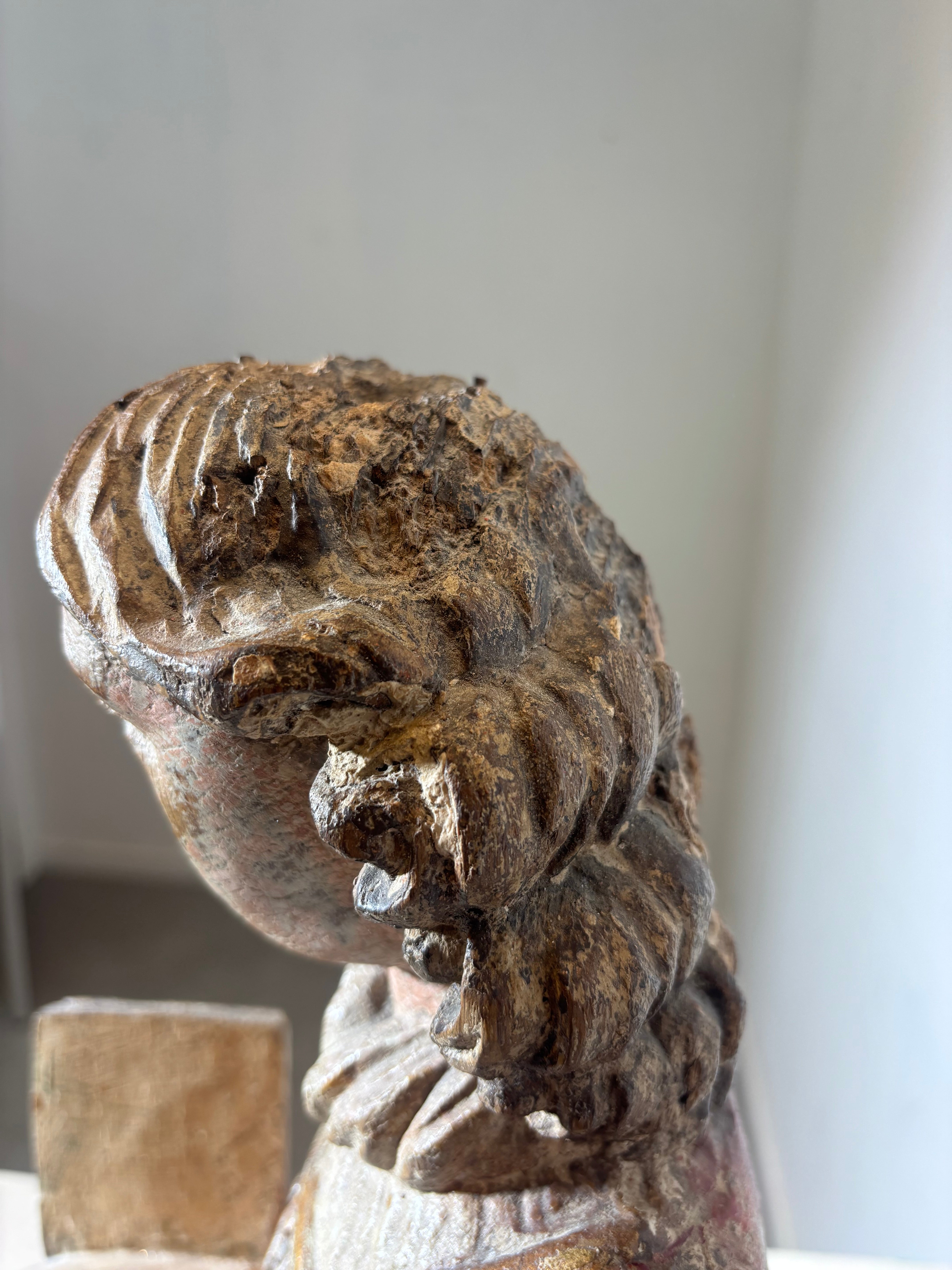 17e-eeuws polychroom standbeeld van Sint Laurentius