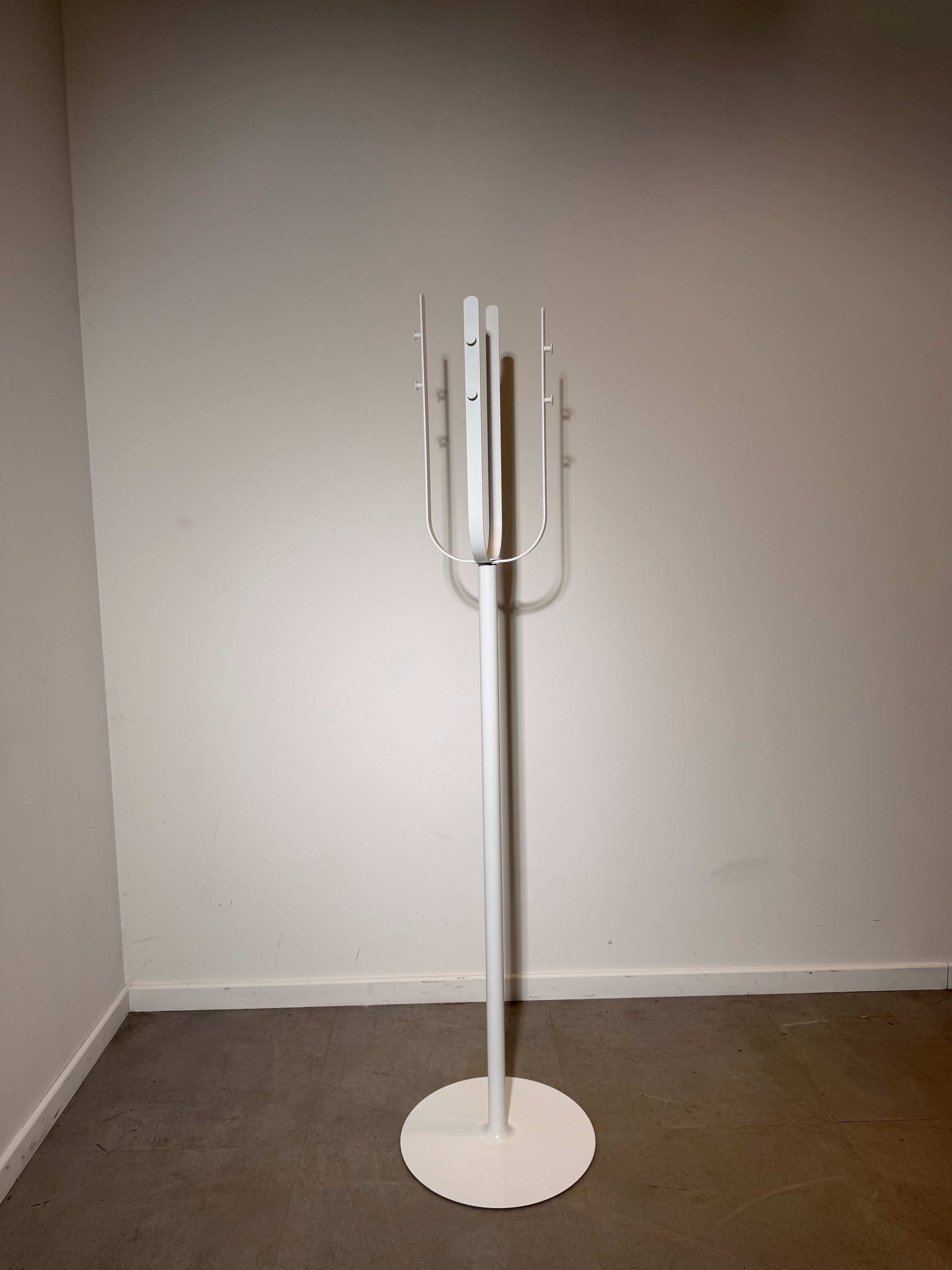 Calligaris White Metal Coat Stand