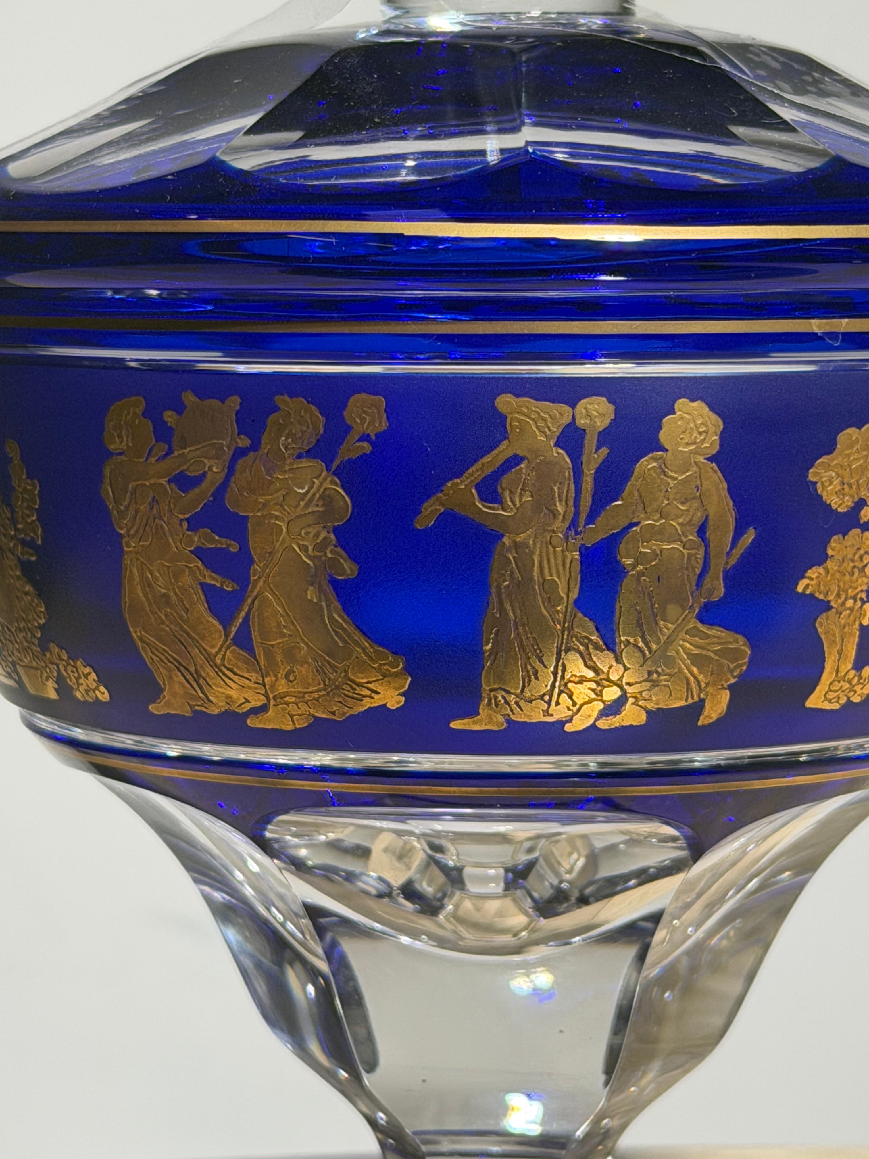 Val Saint Lambert “Danse de Flore” crystal bonbonnière – cobalt blue & gilt – H24 cm