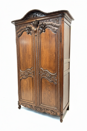Antique French Louis XV Style Armoire in Carved Oak